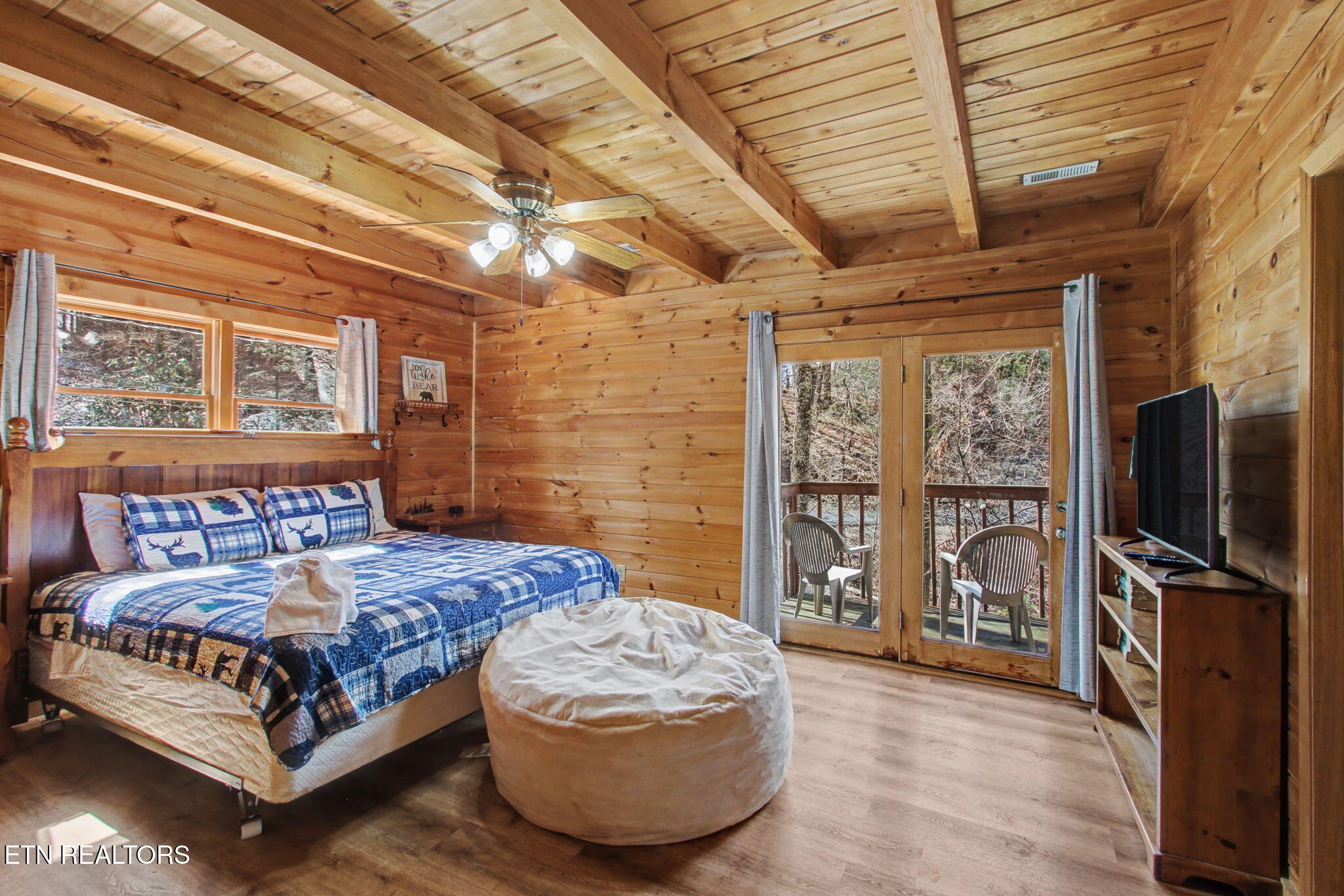 2137 Red Bud Road Sevierville TN 37876