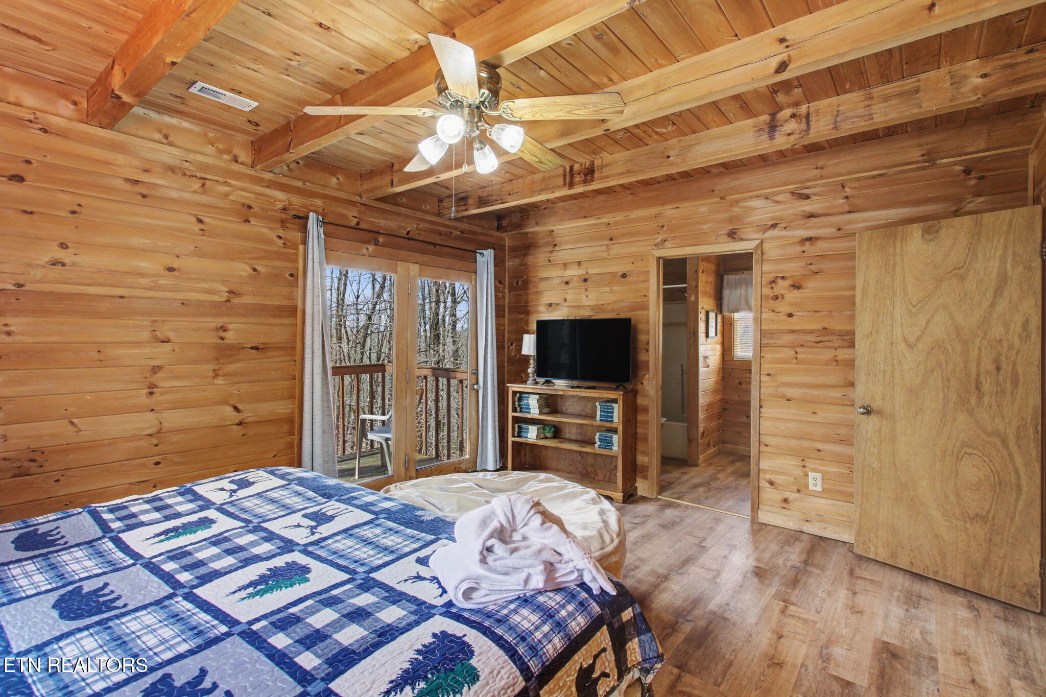 2137 Red Bud Road Sevierville TN 37876