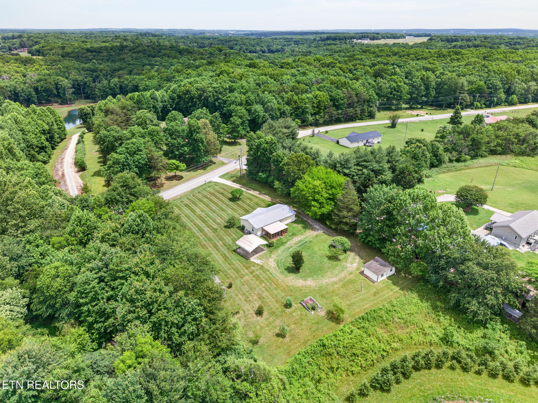 1513 Earl Jones Road Crossville TN 38555