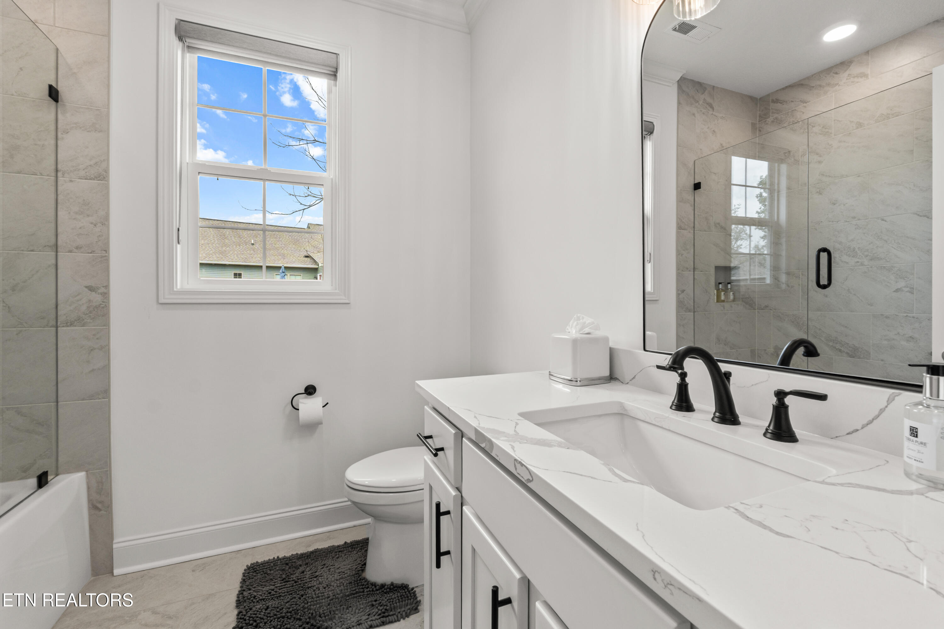 329 Walelu Trail Vonore TN 37885