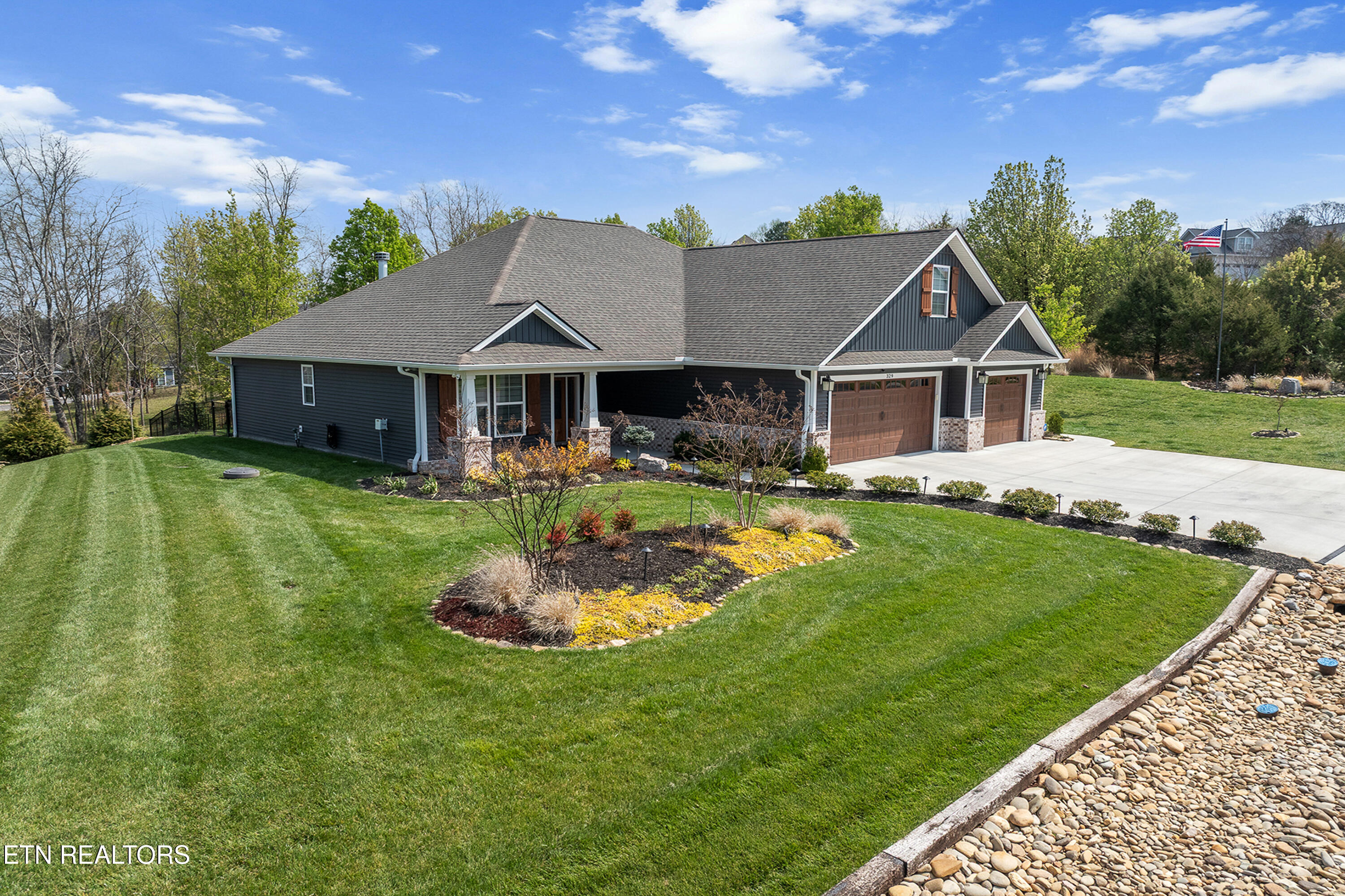329 Walelu Trail Vonore TN 37885