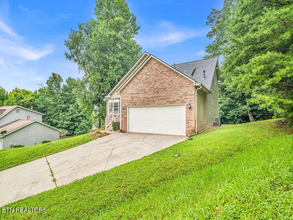 1004 Sugar Creek Lane Knoxville TN 37920