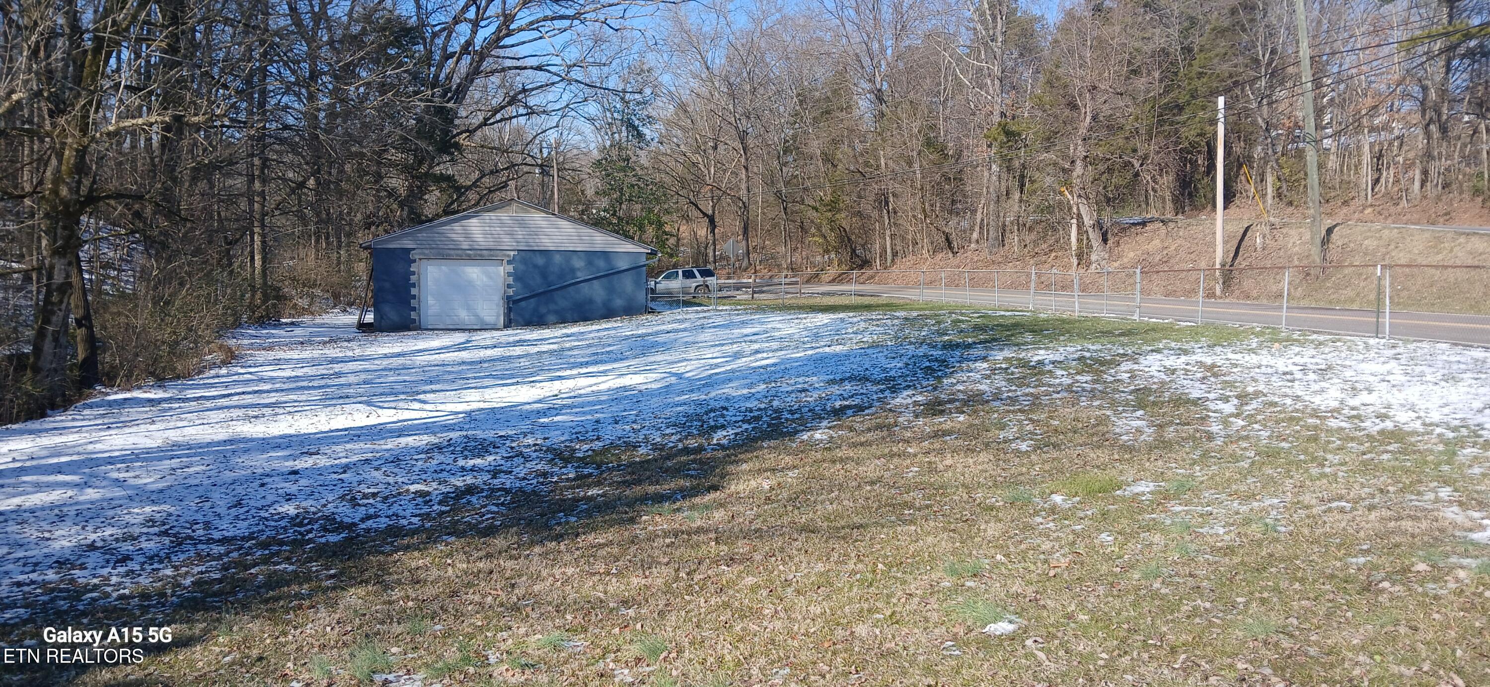 2405 Clearwater Road Athens TN 37303