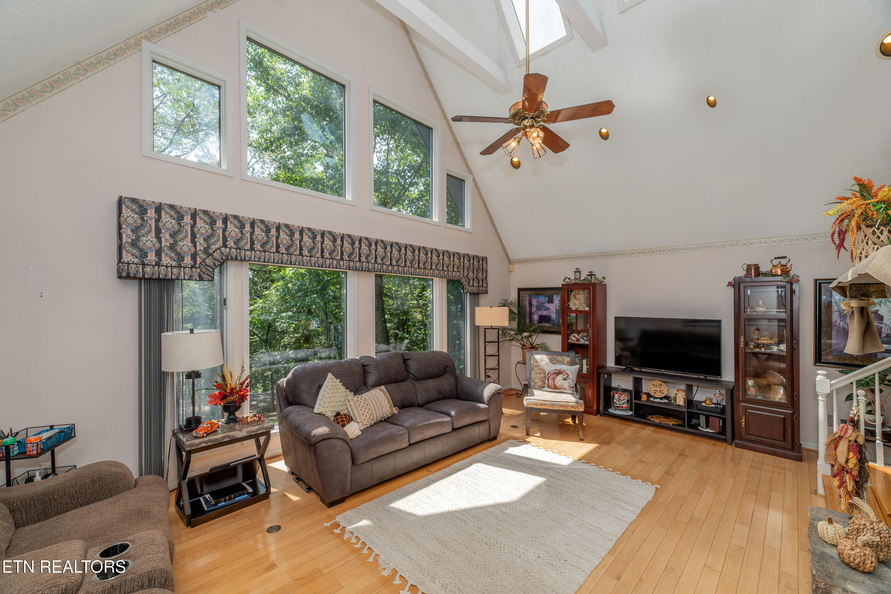 128 W Hills Court Harriman TN 37748