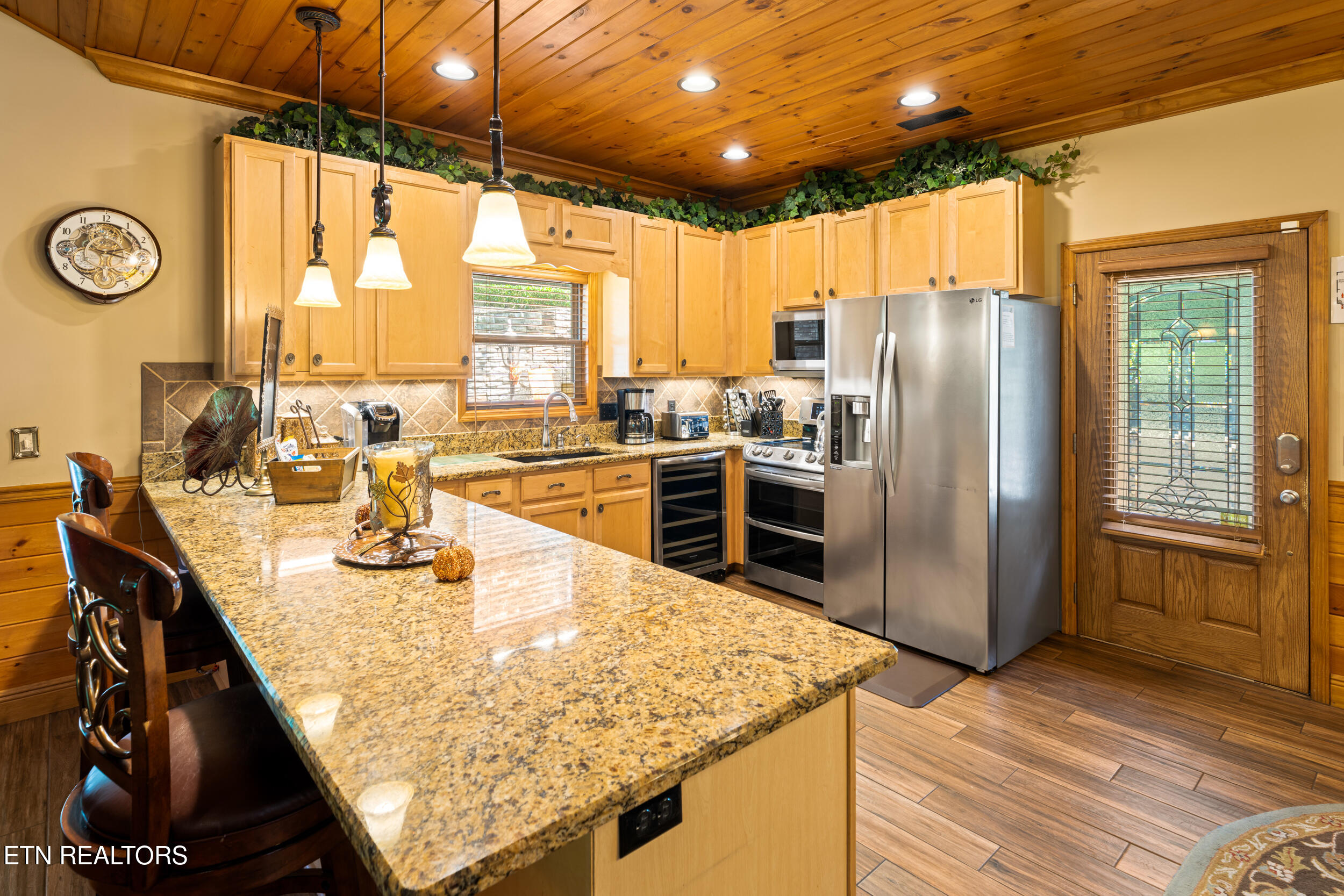 726 Plantation Drive Pigeon Forge TN 37863
