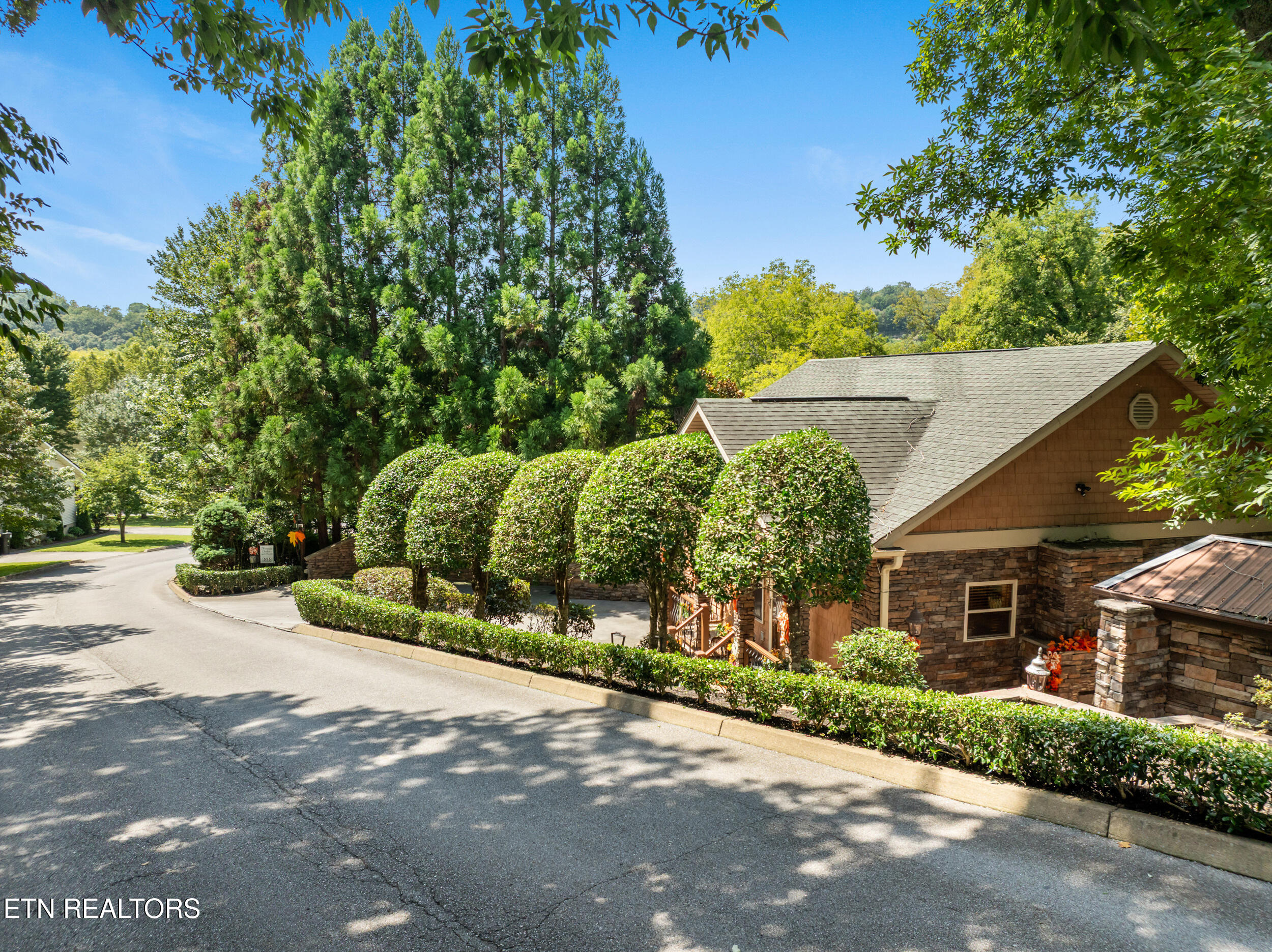726 Plantation Drive Pigeon Forge TN 37863