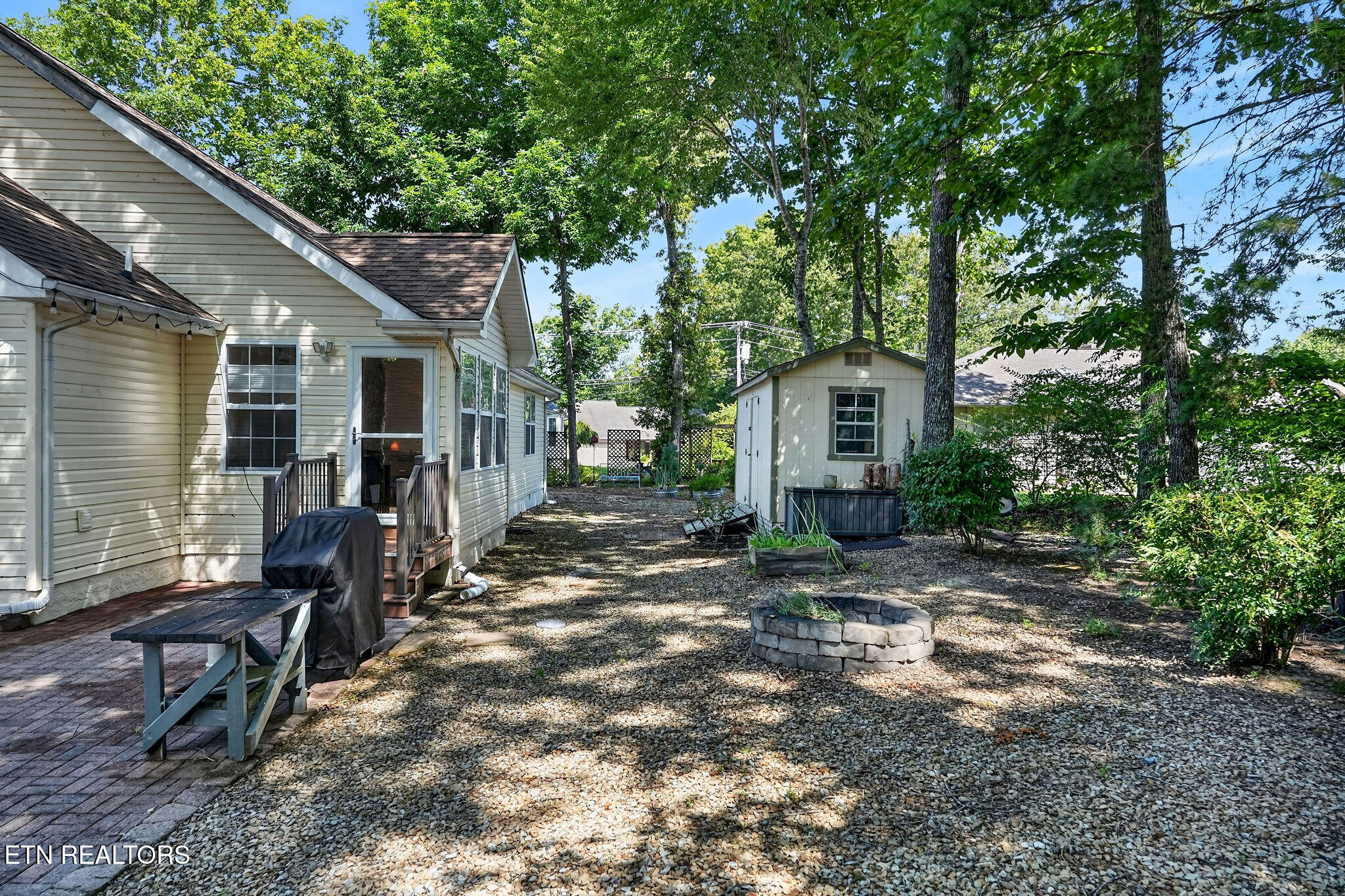 103 Brighton Lane Crossville TN 38558