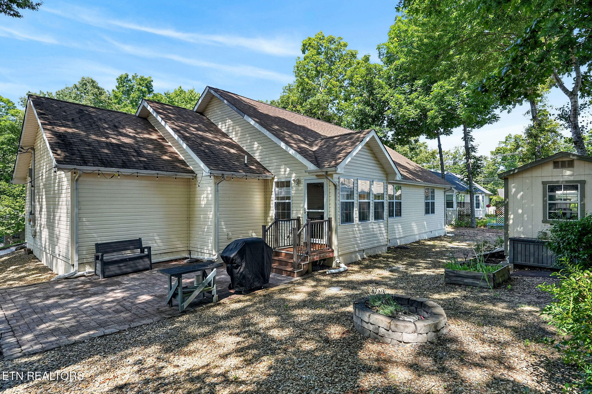 103 Brighton Lane Crossville TN 38558