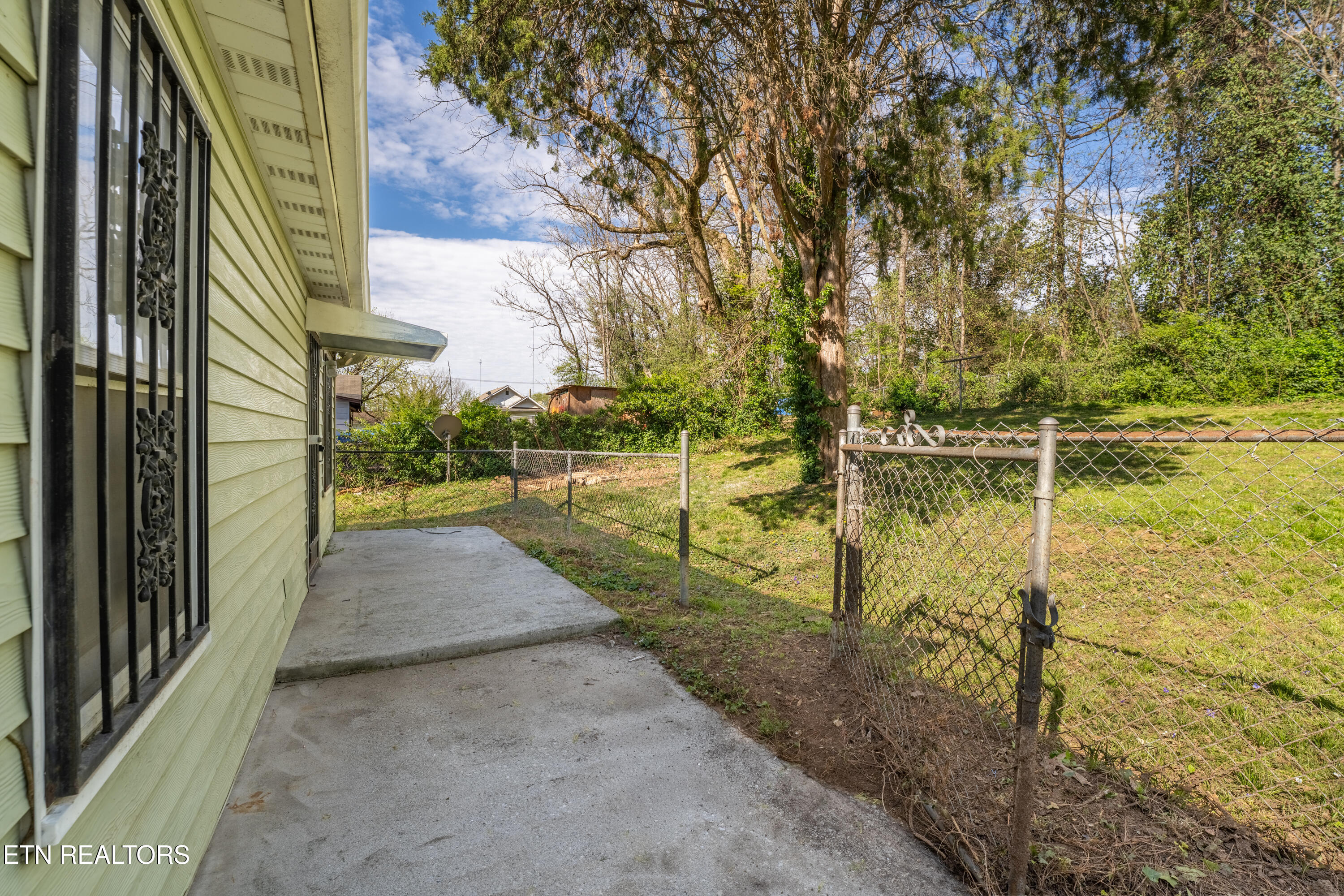 2623 Tecoma Drive Knoxville TN 37917