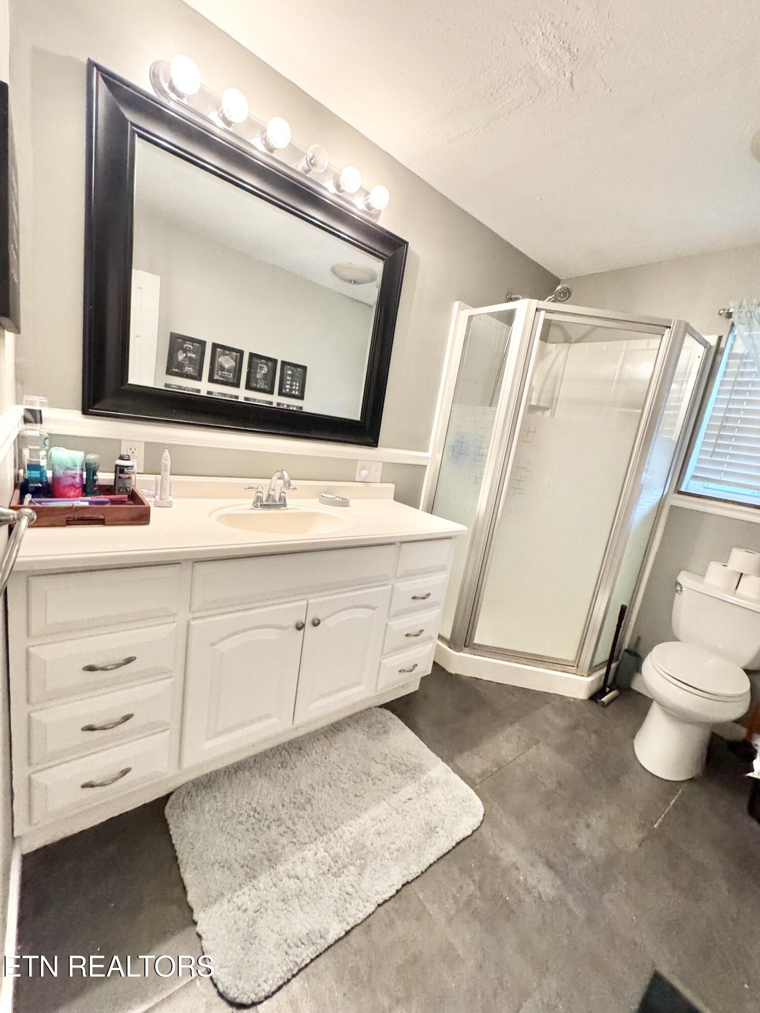 4208 Spar Drive Knoxville TN 37918