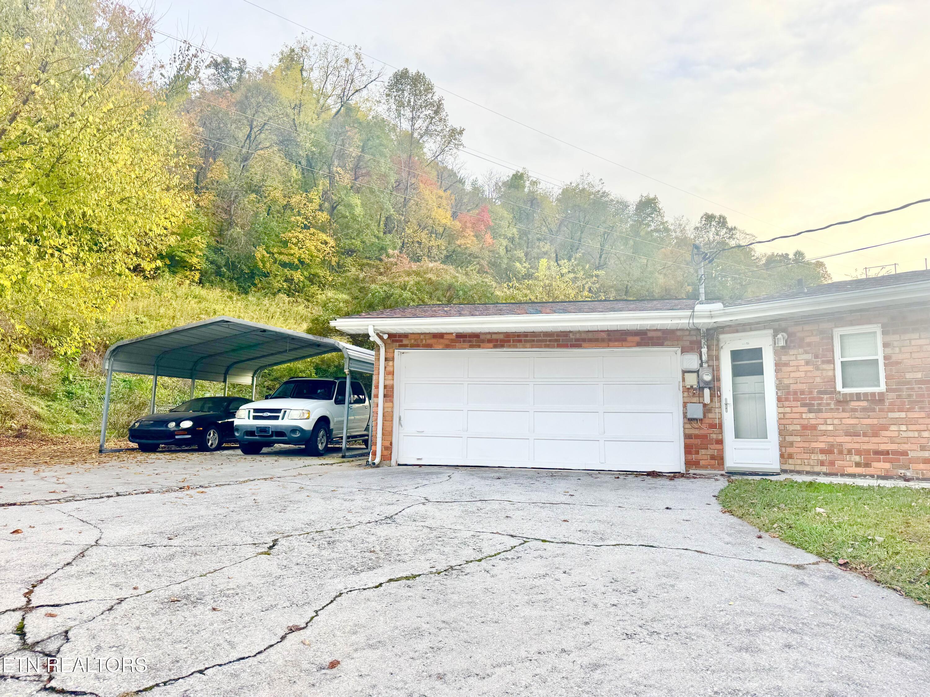 4208 Spar Drive Knoxville TN 37918