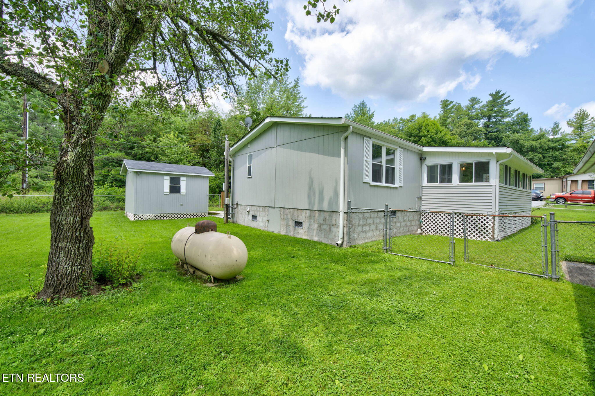 809 Spokane Lane Crossville TN 38572