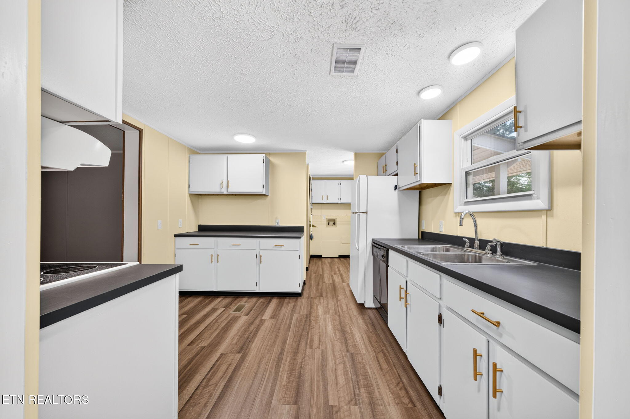 809 Spokane Lane Crossville TN 38572