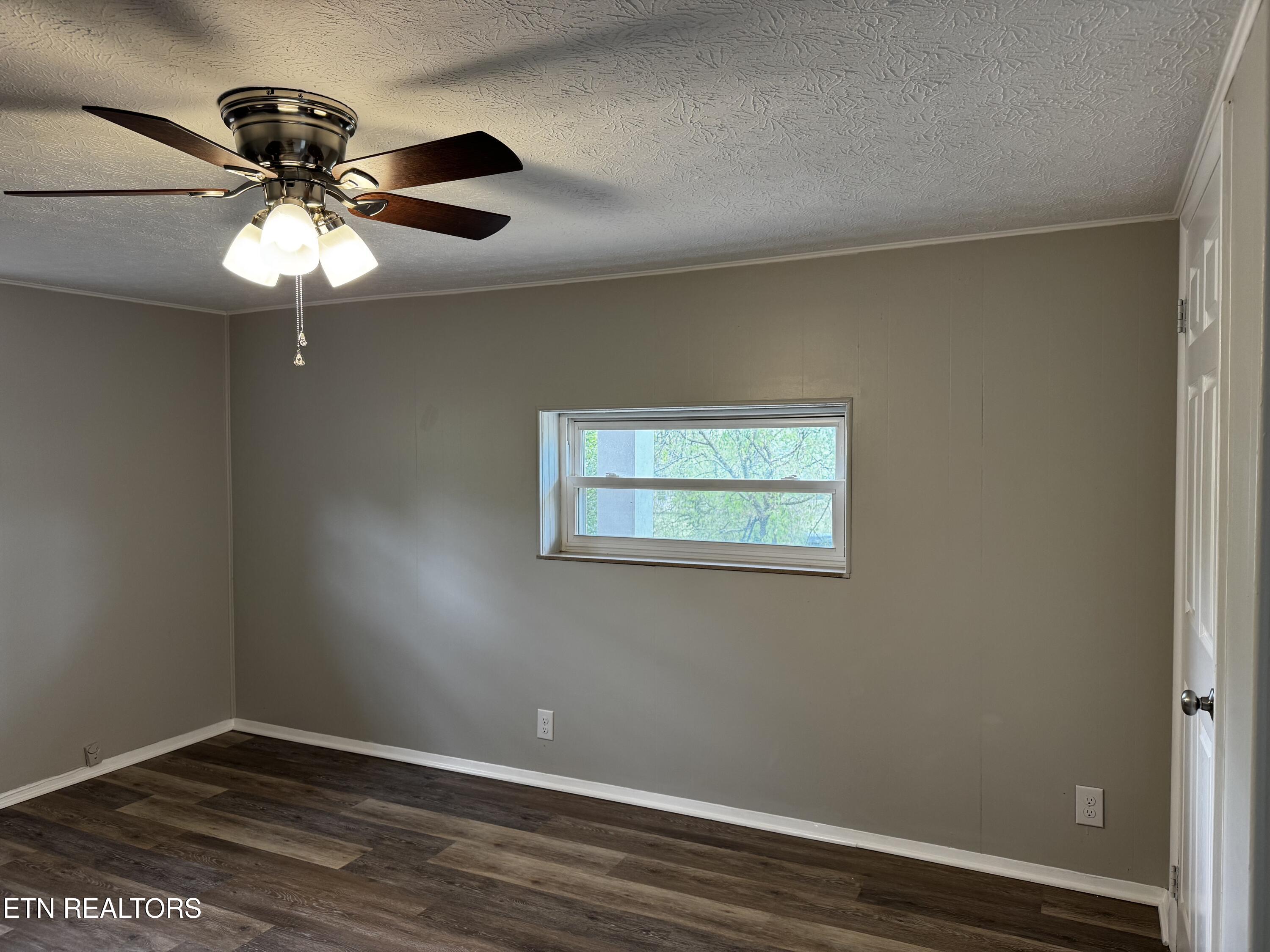 2406 Mentor School Road Louisville TN 37777