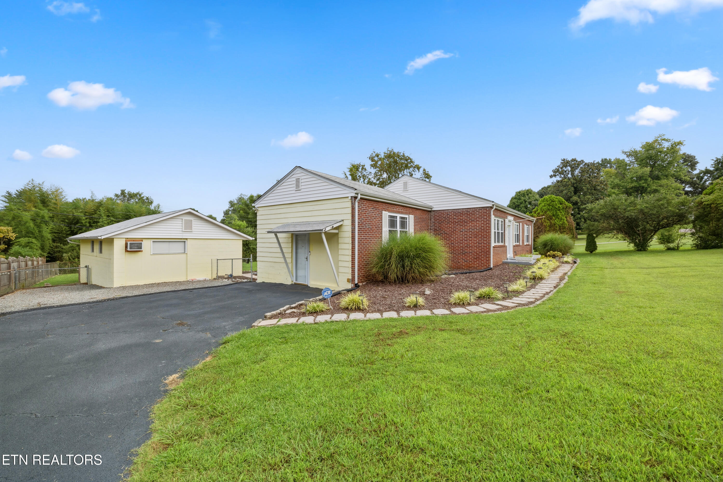3725 Lucinda Drive Knoxville TN 37918
