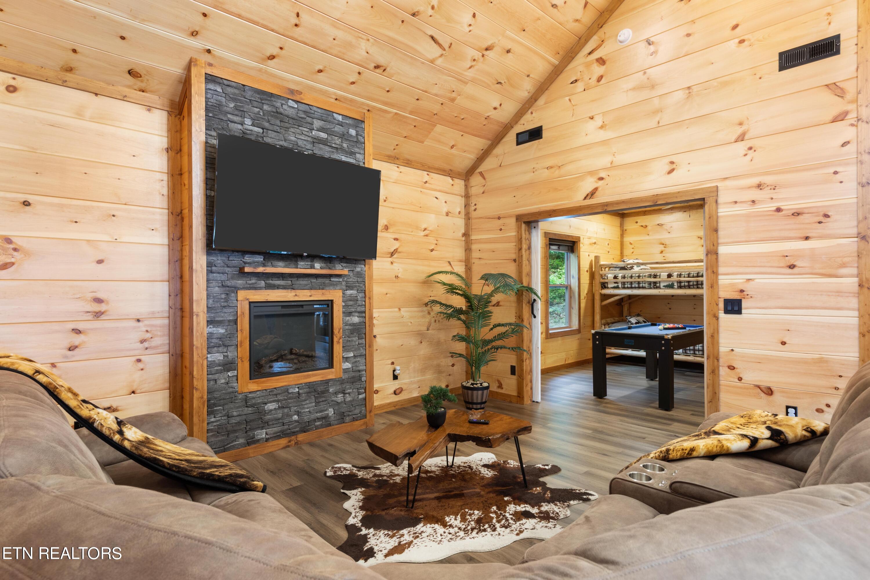 1684 Zurich Road Gatlinburg TN 37738