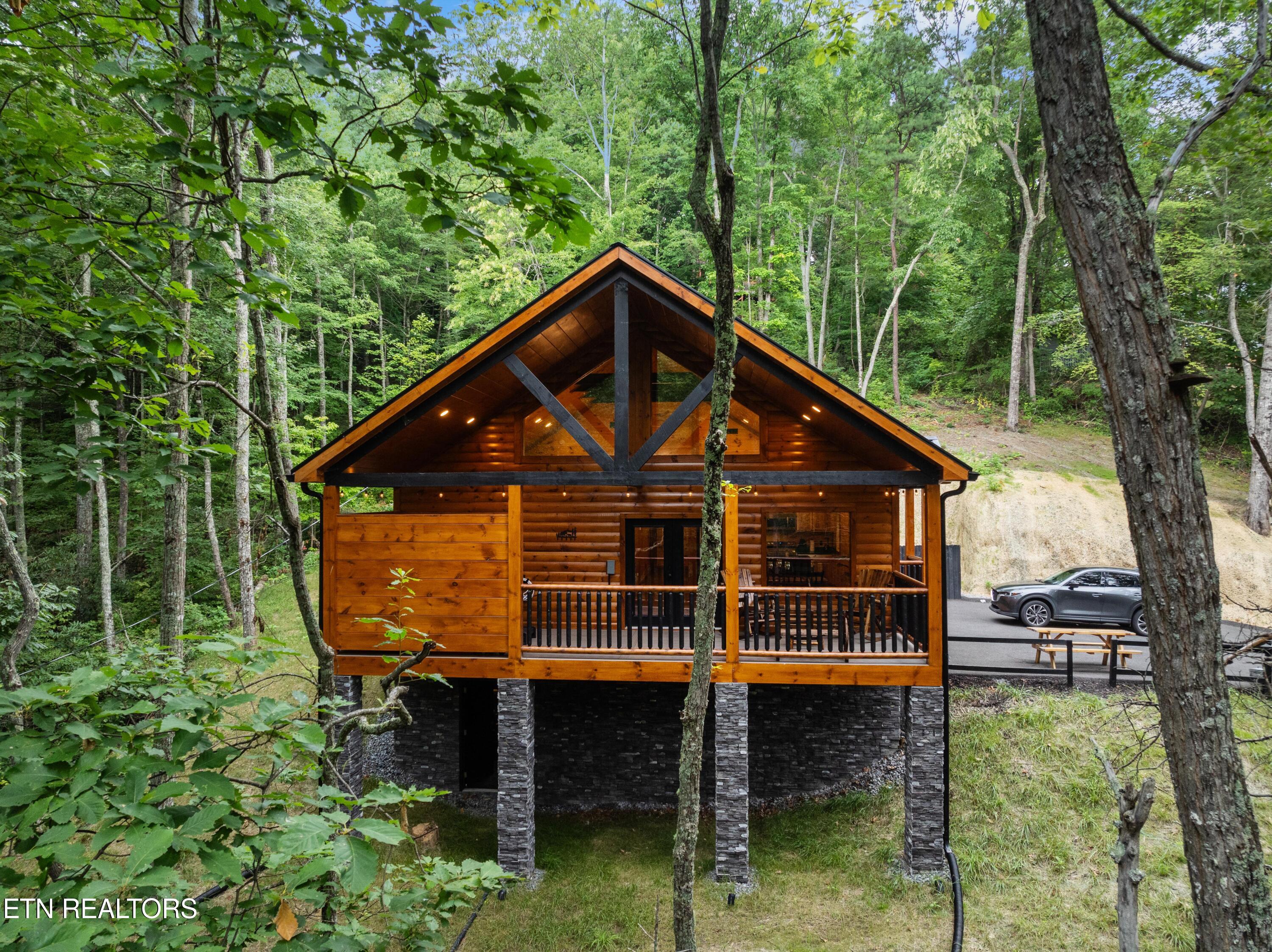 1684 Zurich Road Gatlinburg TN 37738