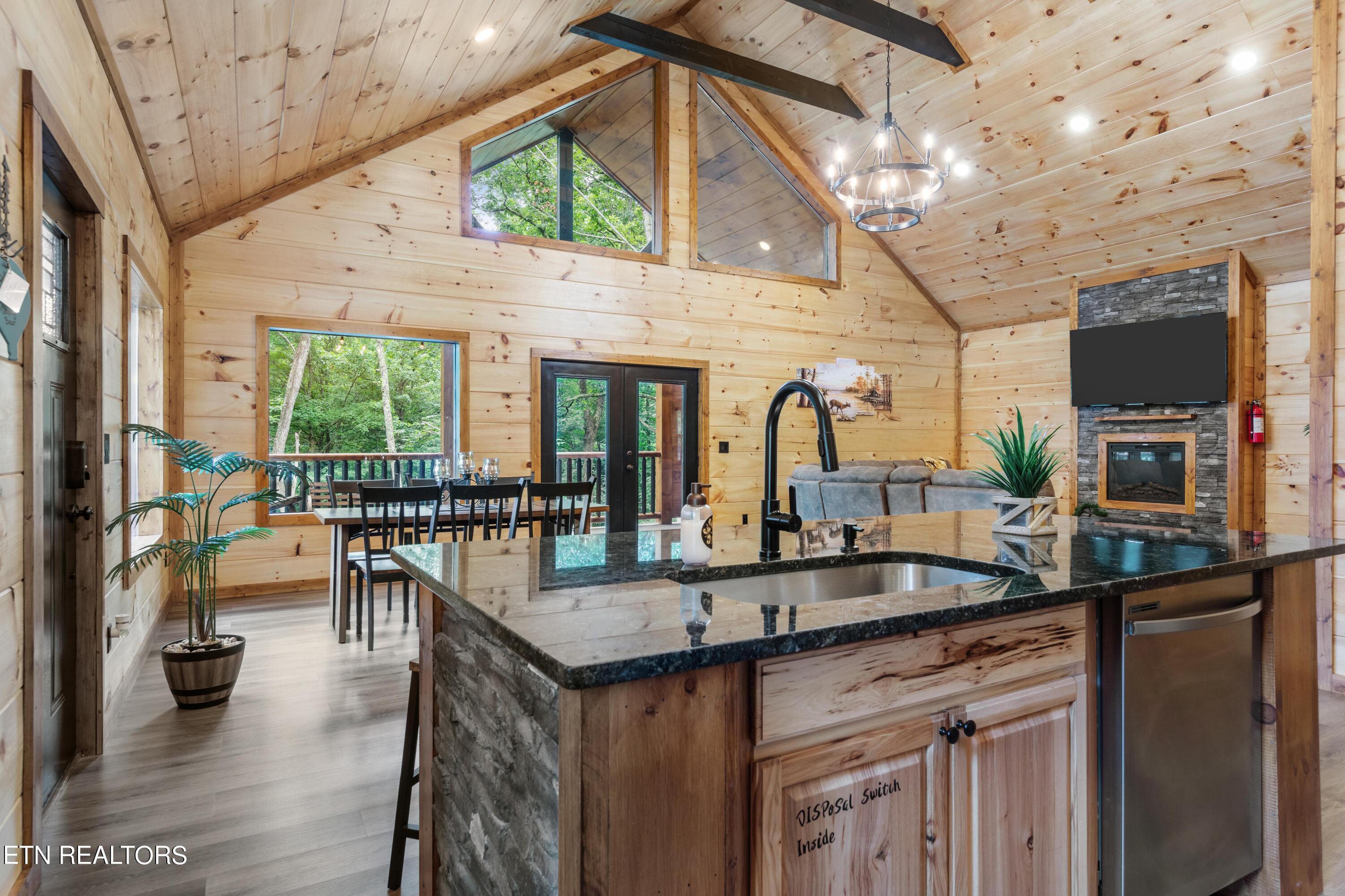 1684 Zurich Road Gatlinburg TN 37738