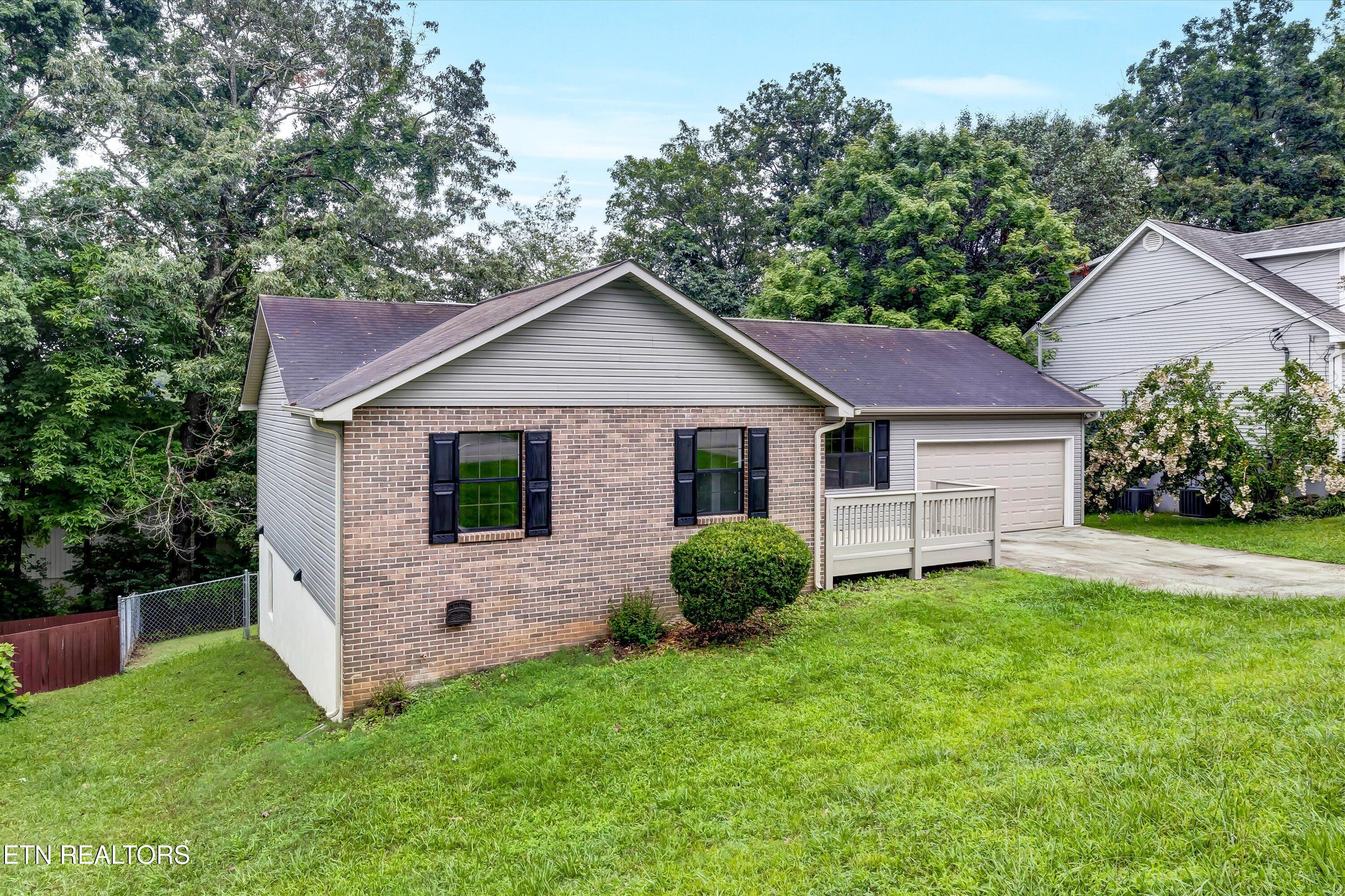 1453 Overton Lane Knoxville TN 37923