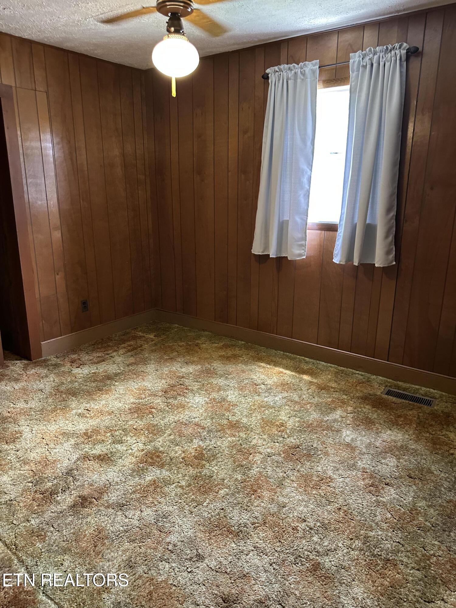 392 Tedder Street Rockwood TN 37854