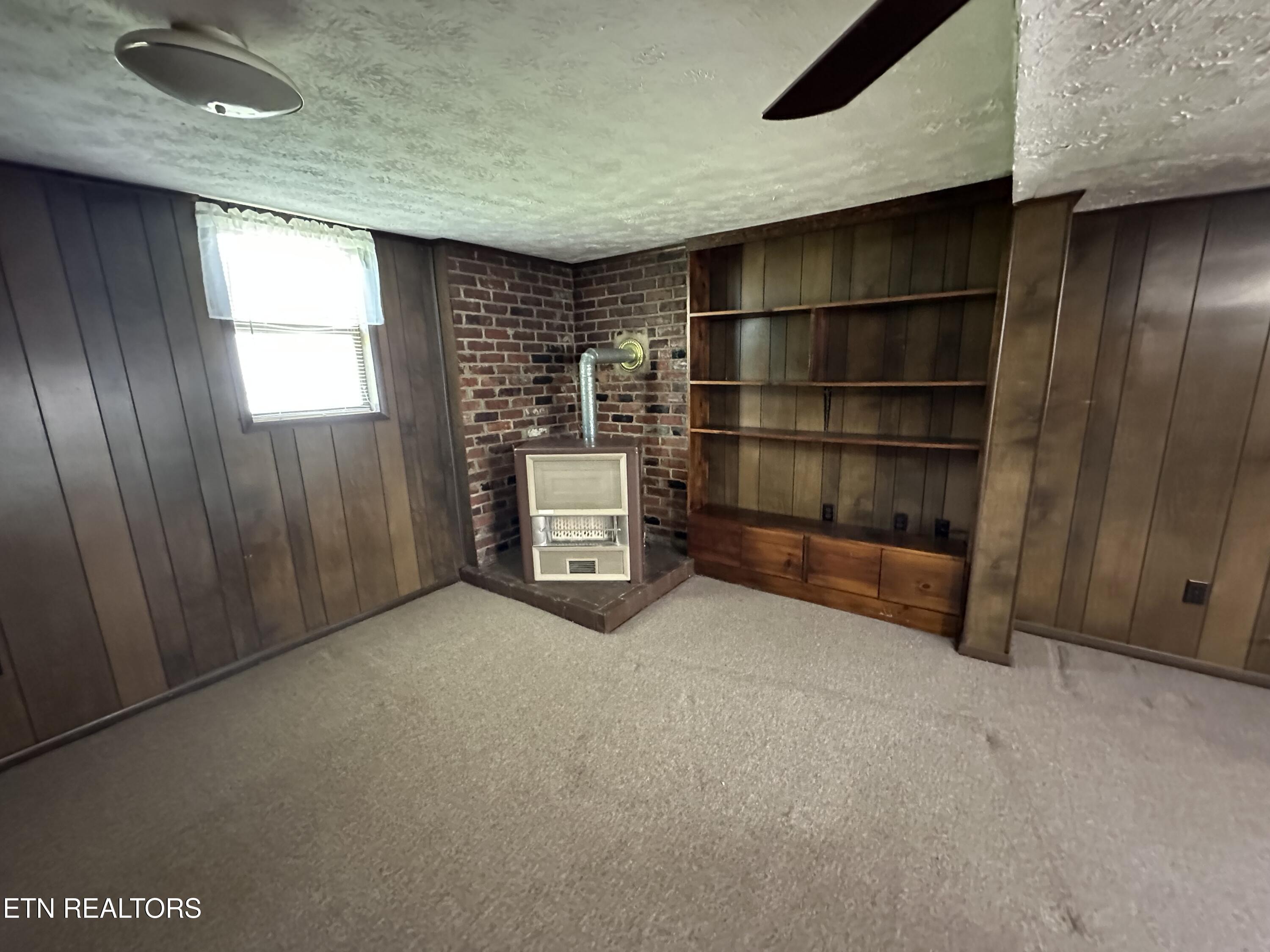 392 Tedder Street Rockwood TN 37854