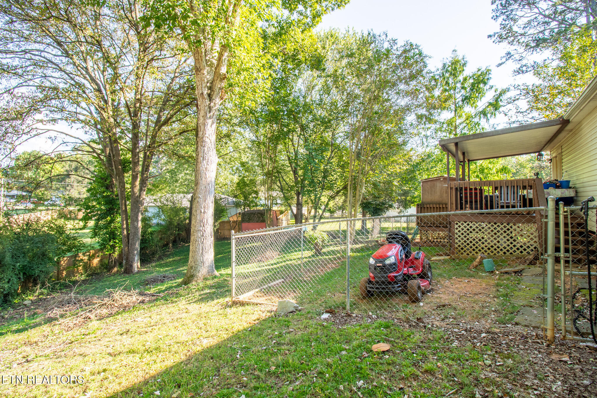 212 Reba Avenue Harriman TN 37748