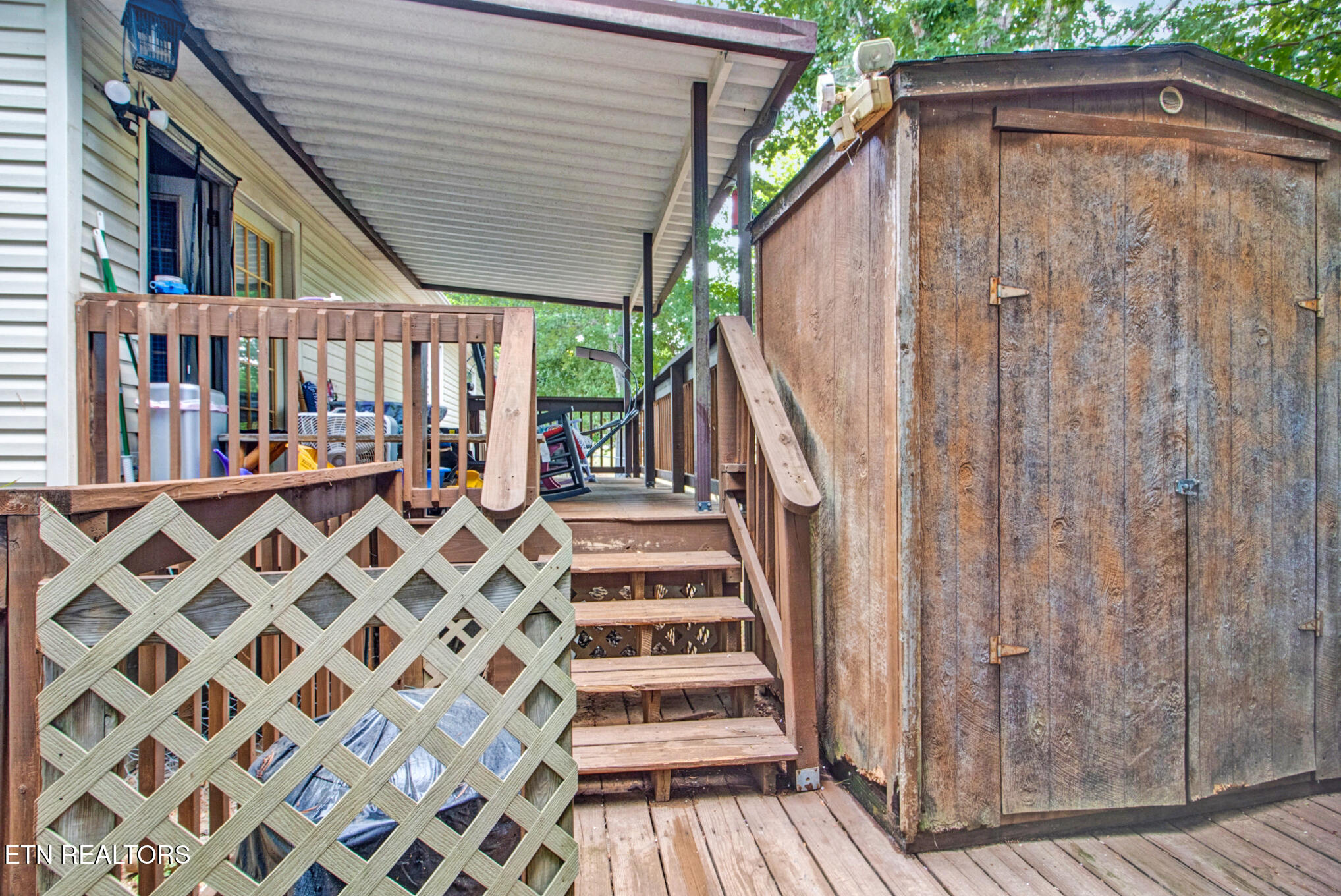 212 Reba Avenue Harriman TN 37748