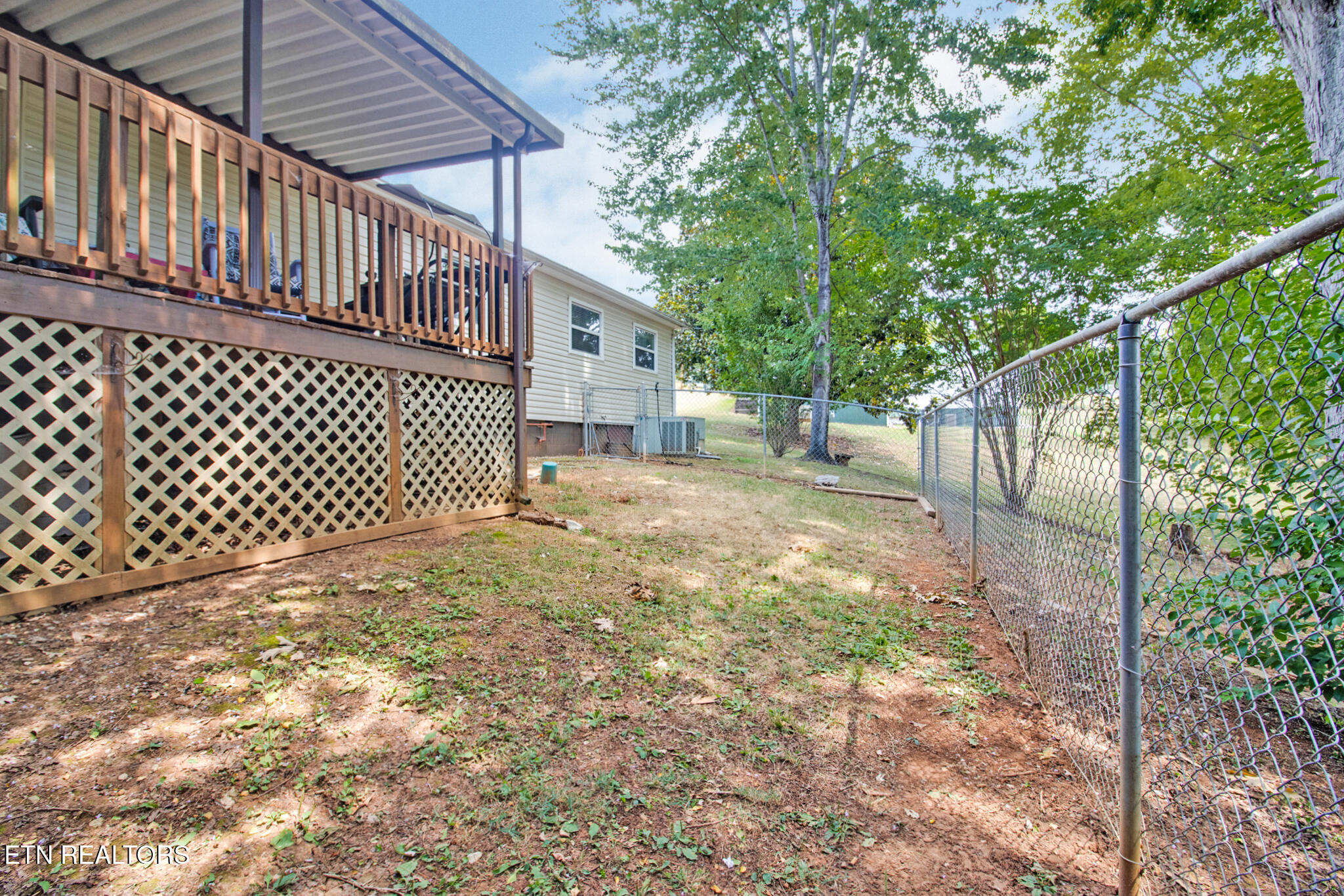 212 Reba Avenue Harriman TN 37748