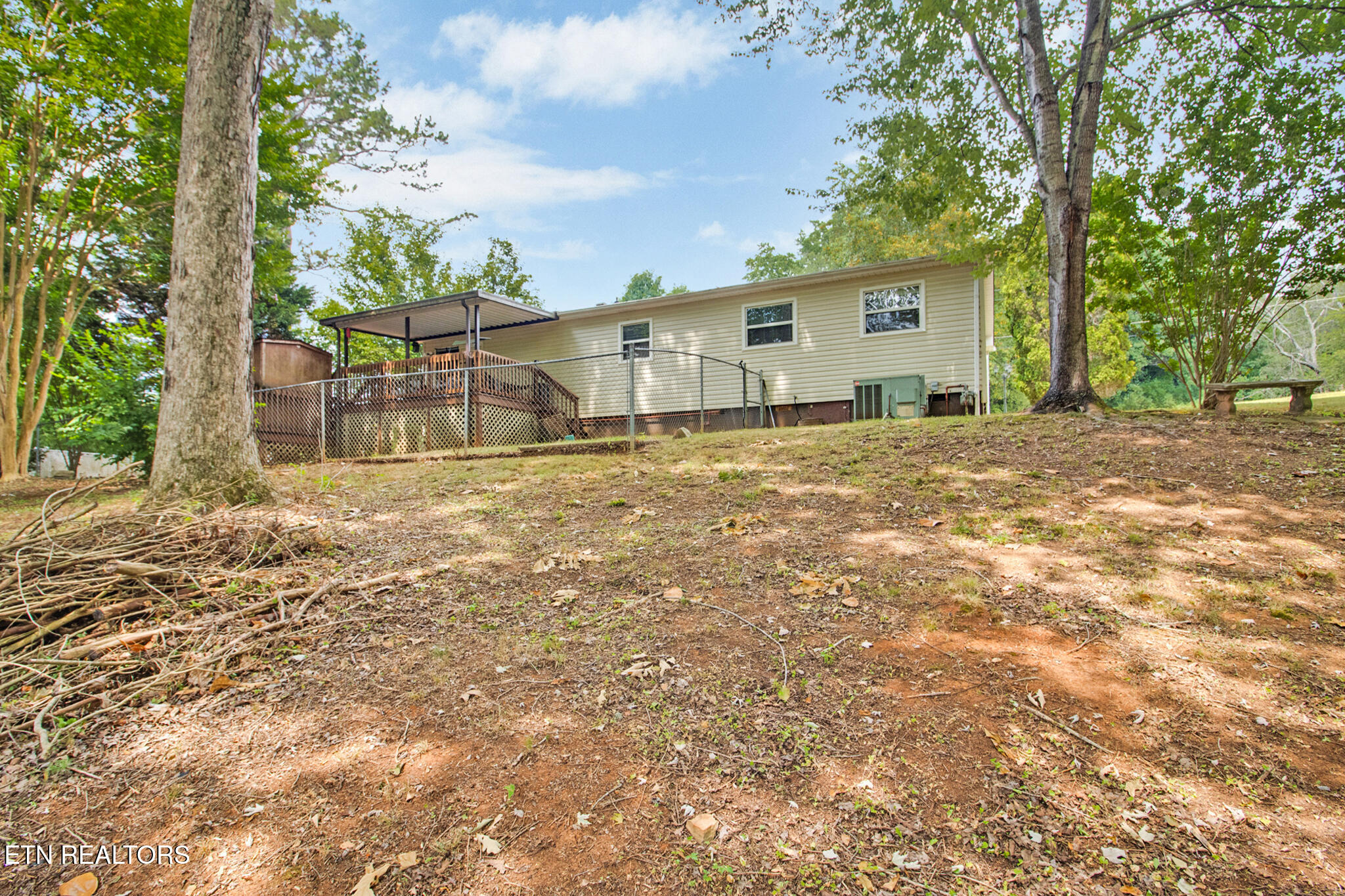 212 Reba Avenue Harriman TN 37748