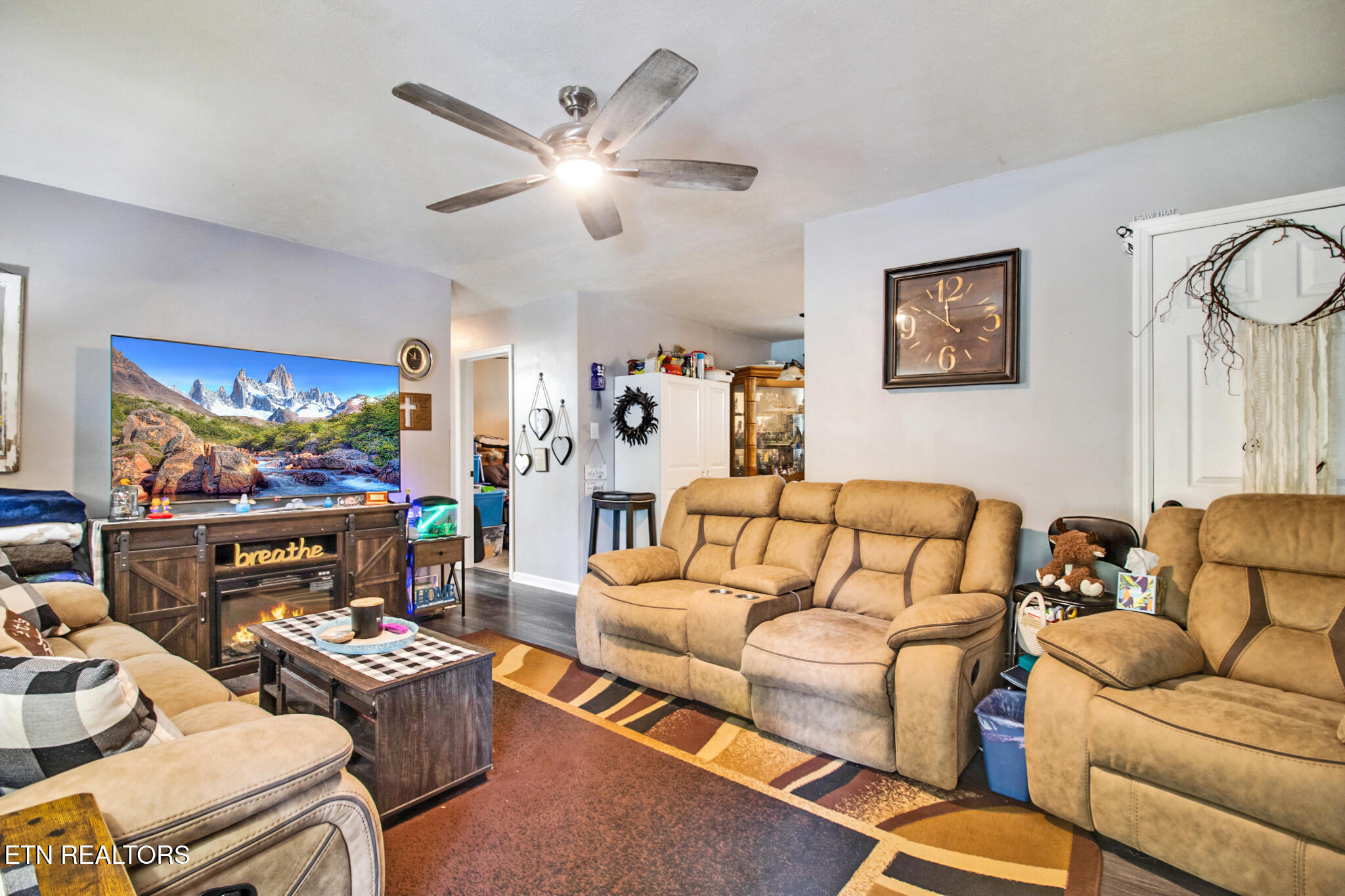212 Reba Avenue Harriman TN 37748