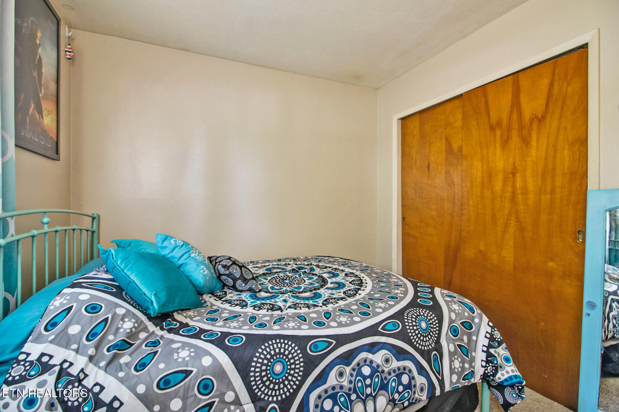 212 Reba Avenue Harriman TN 37748