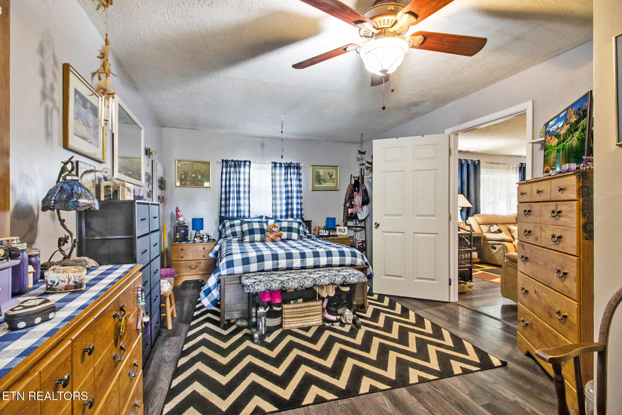 212 Reba Avenue Harriman TN 37748