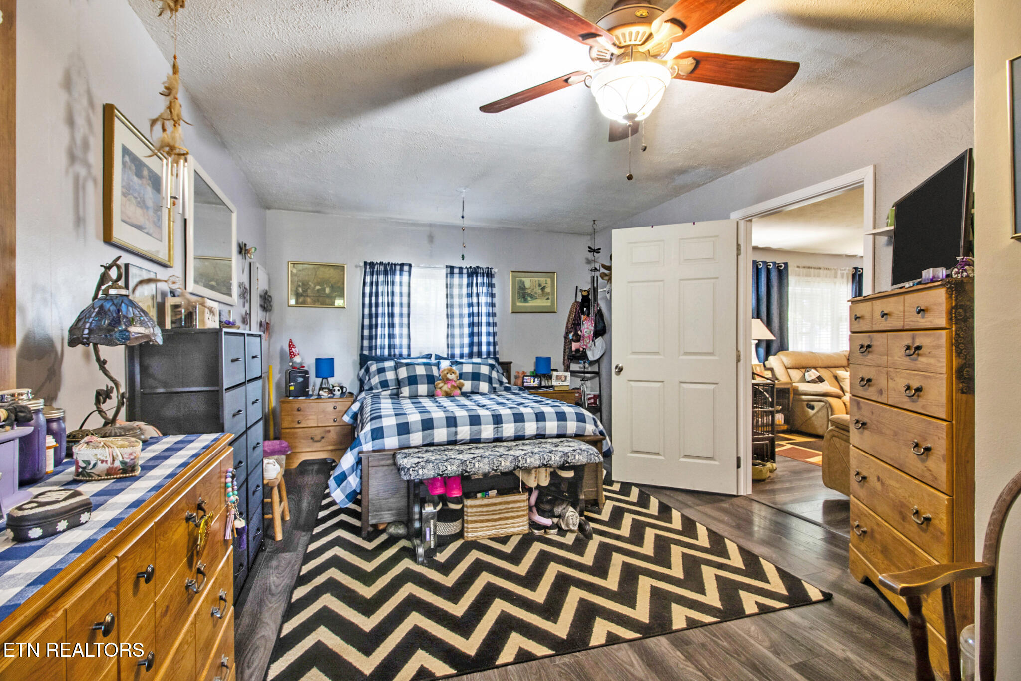 212 Reba Avenue Harriman TN 37748