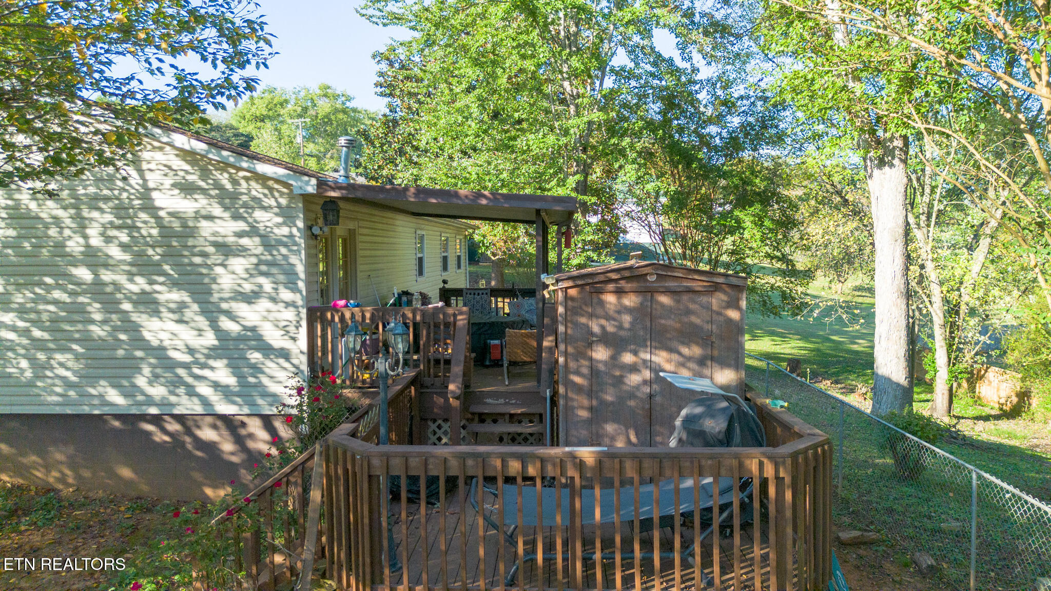 212 Reba Avenue Harriman TN 37748