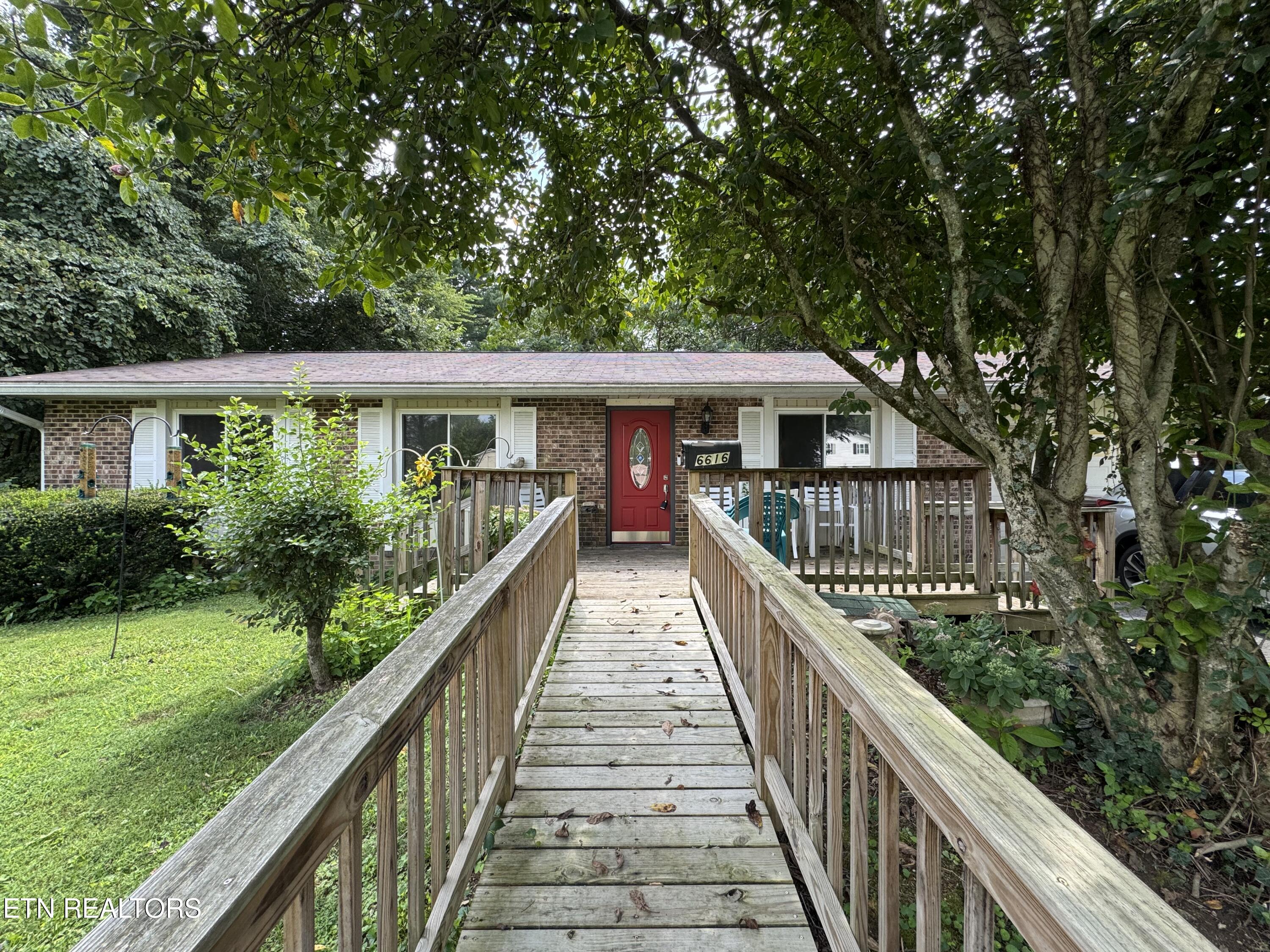 6616 Sedgefield Drive Knoxville TN 37923
