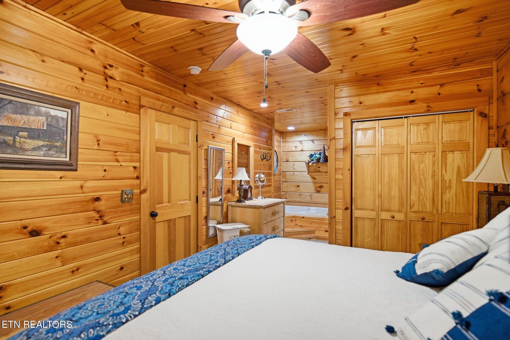 2436 Cobbler Way Pigeon Forge TN 37863