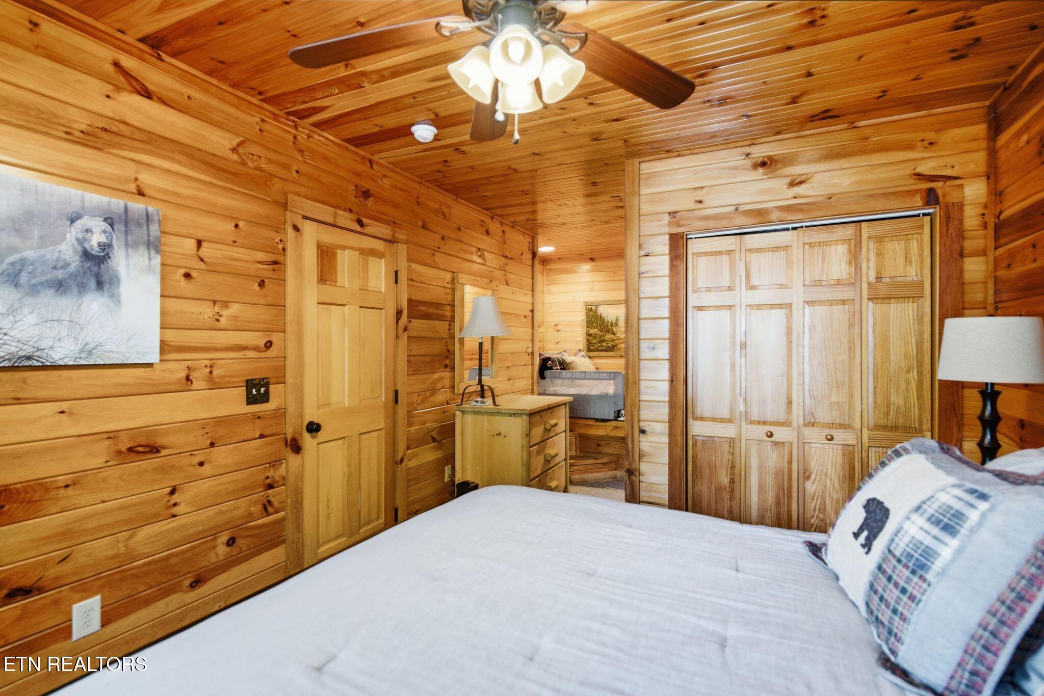 2436 Cobbler Way Pigeon Forge TN 37863