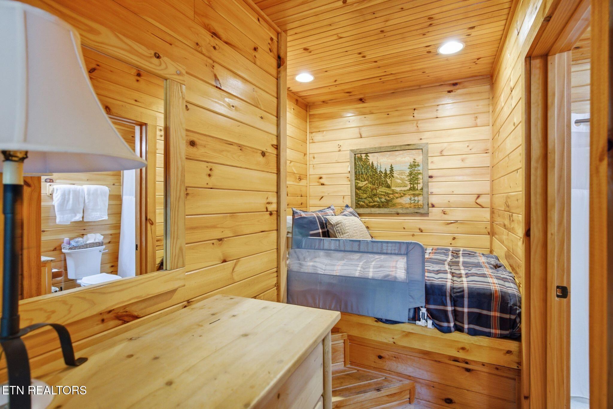 2436 Cobbler Way Pigeon Forge TN 37863
