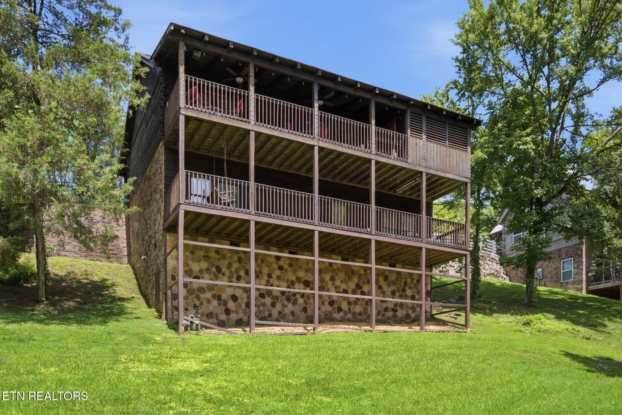 2436 Cobbler Way Pigeon Forge TN 37863