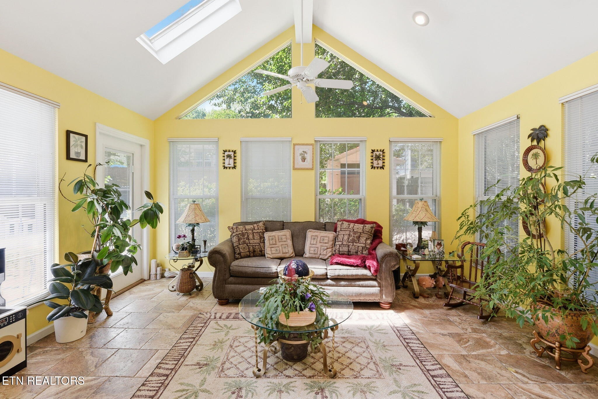 10117 Oak Creek Lane Knoxville TN 37932