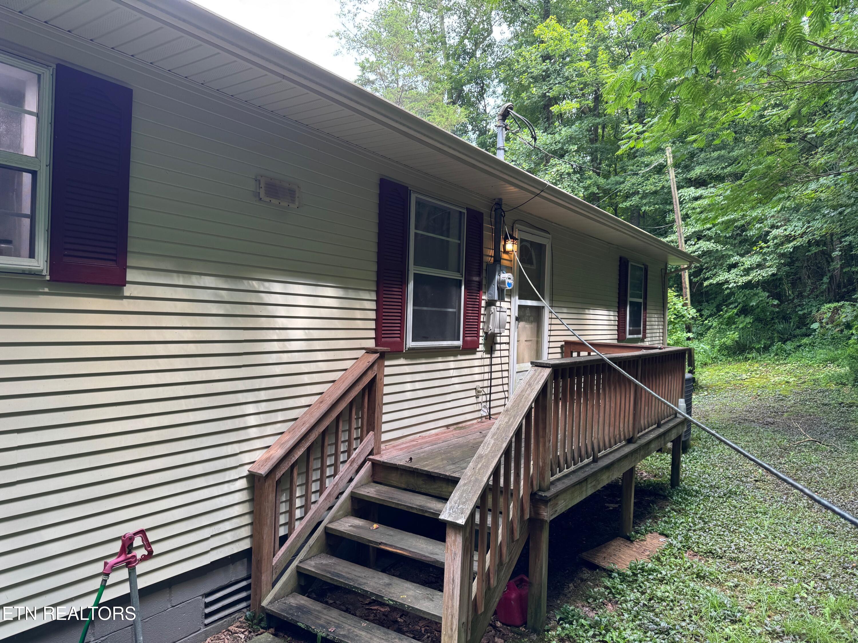 652 Indian Mountain Road Jellico TN 37762