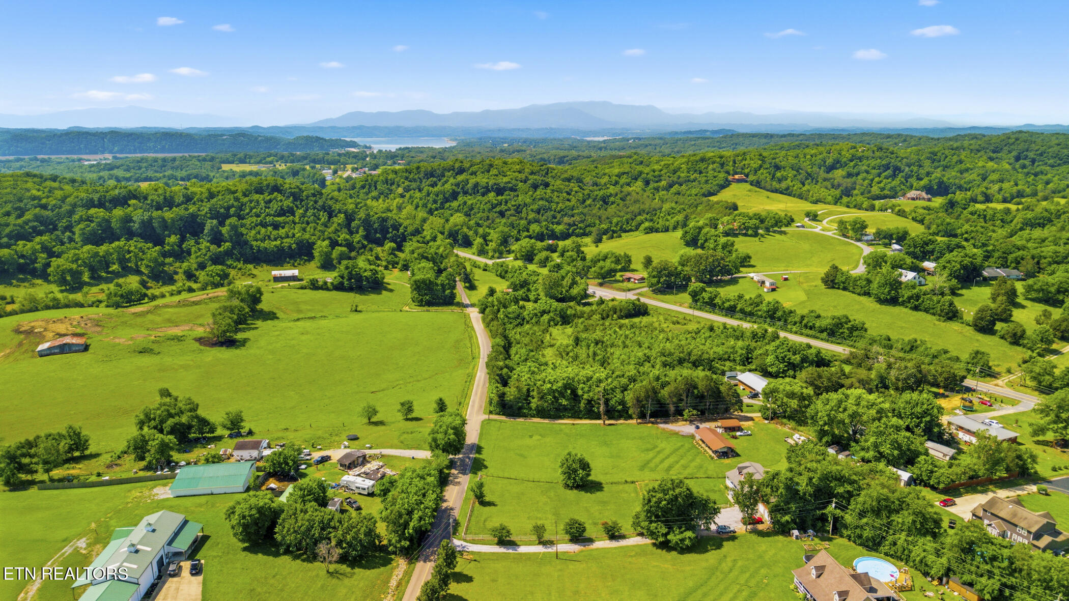 745 Leadvale Church Road White Pine TN 37890