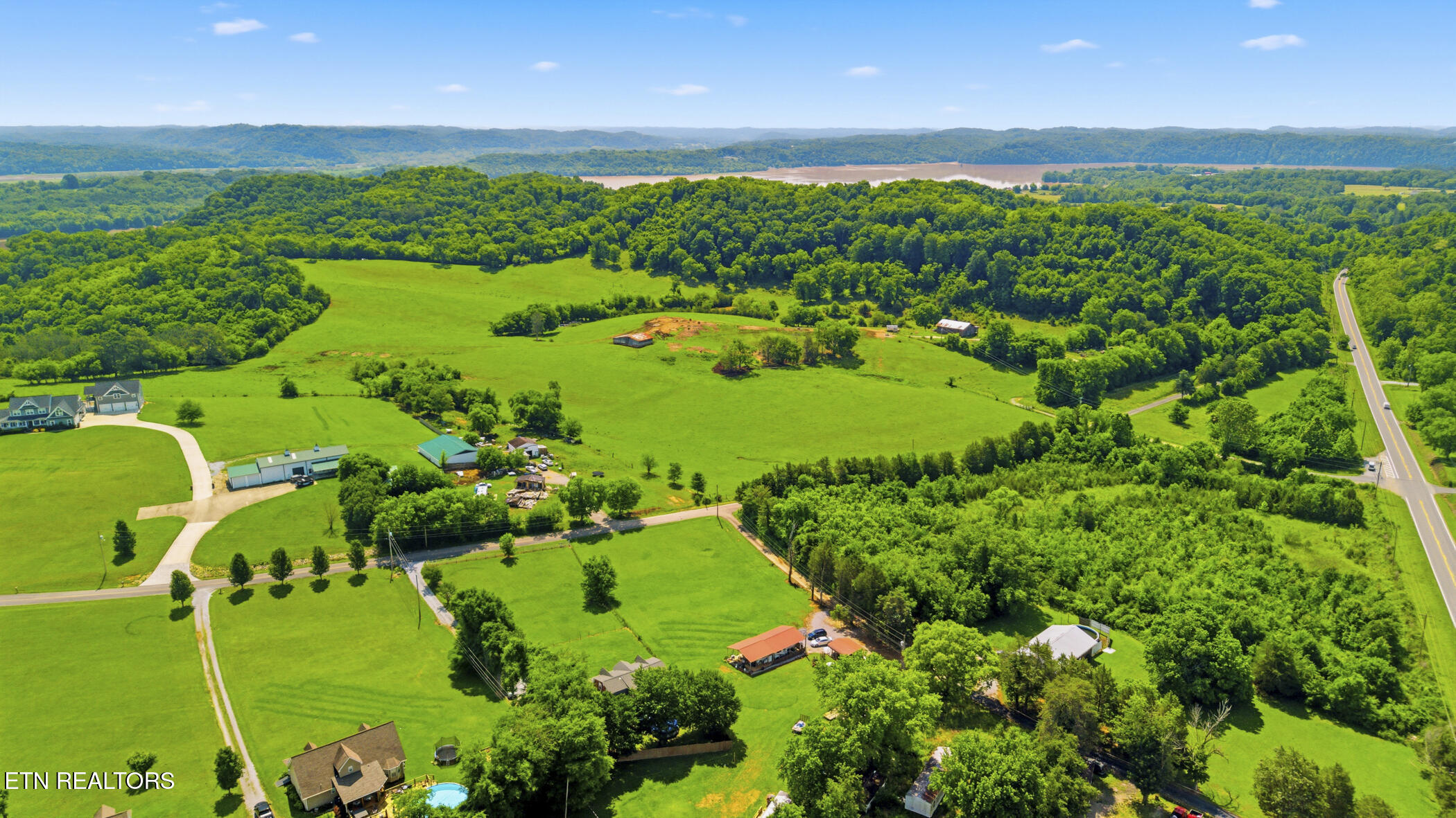 745 Leadvale Church Road White Pine TN 37890