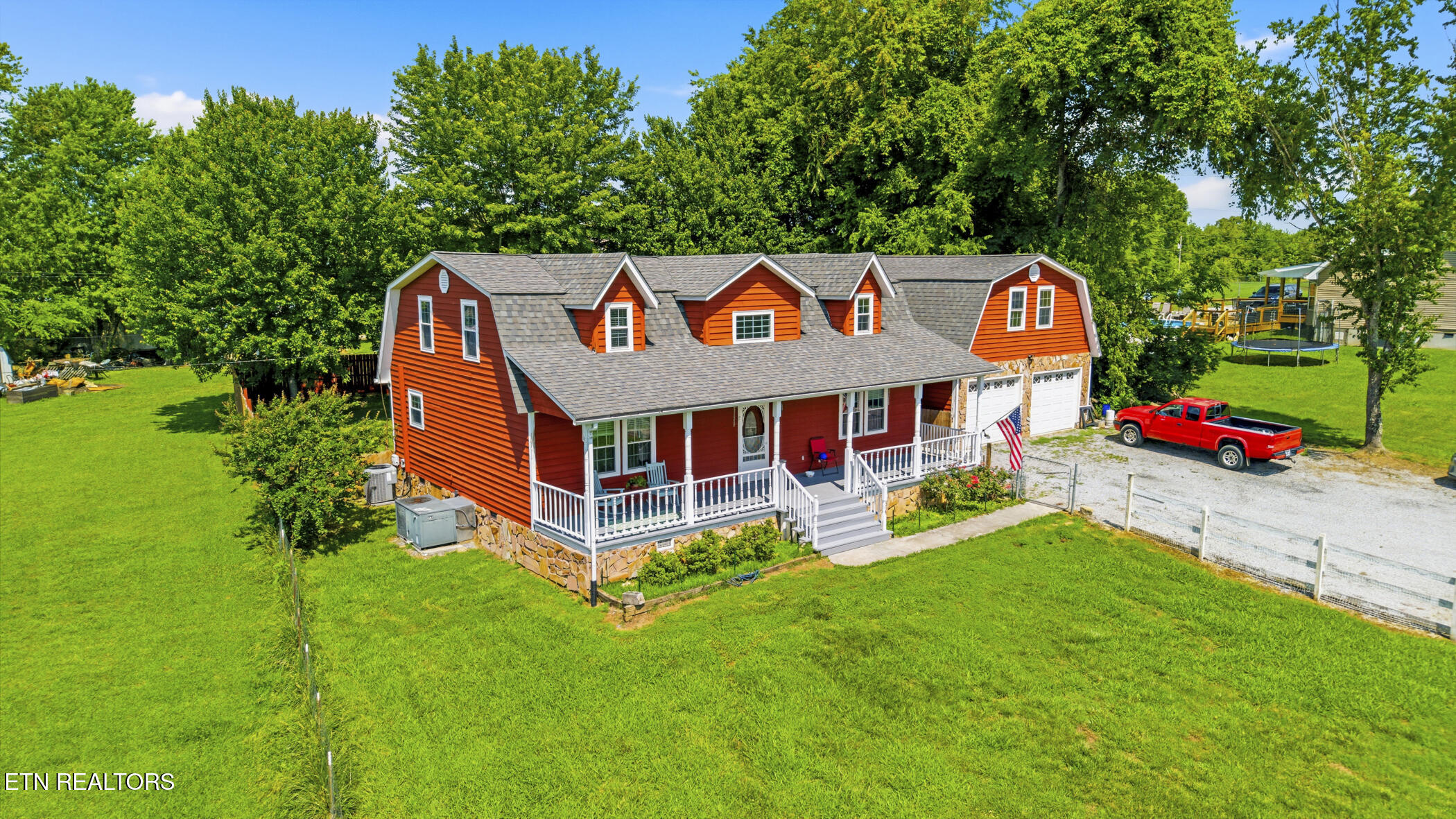 745 Leadvale Church Road White Pine TN 37890
