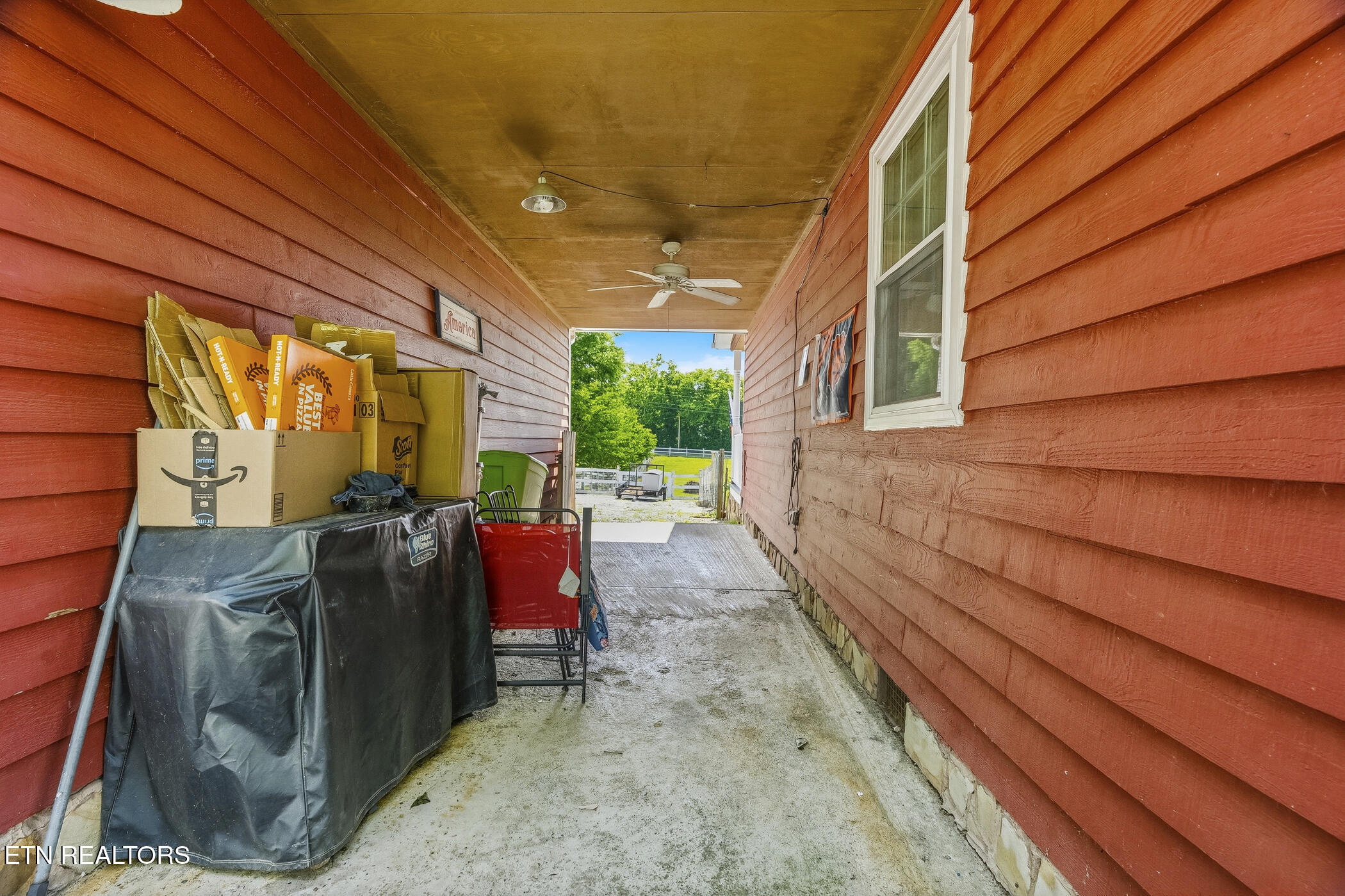 745 Leadvale Church Road White Pine TN 37890