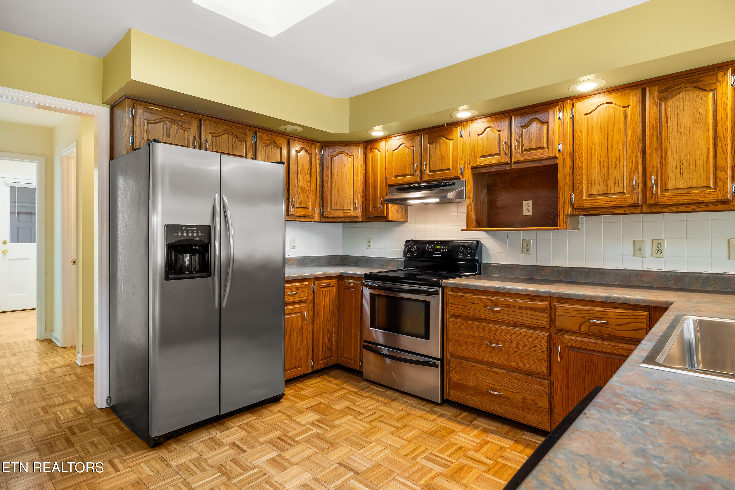 3216 Roanoke Circle Knoxville TN 37920