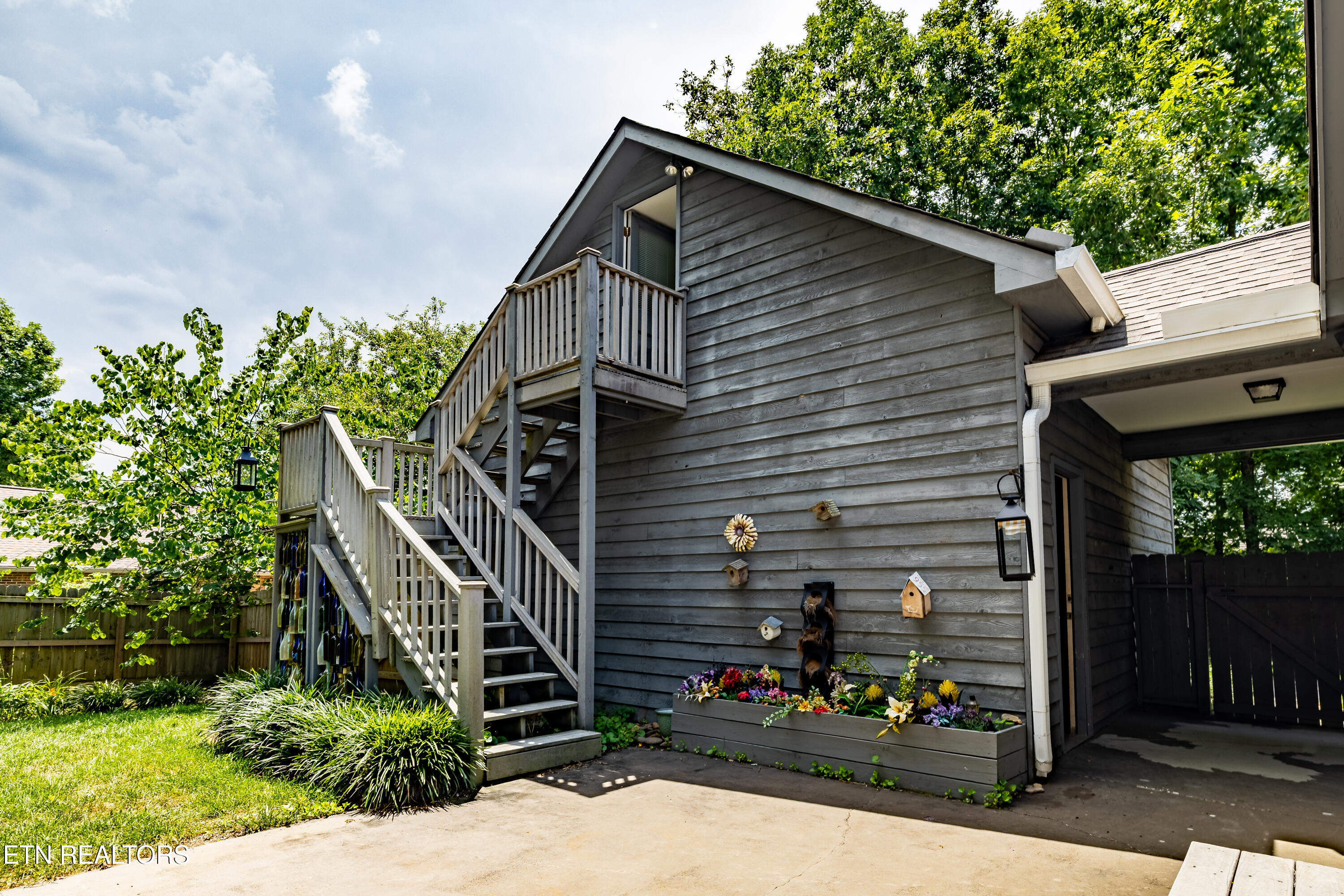 3216 Roanoke Circle Knoxville TN 37920