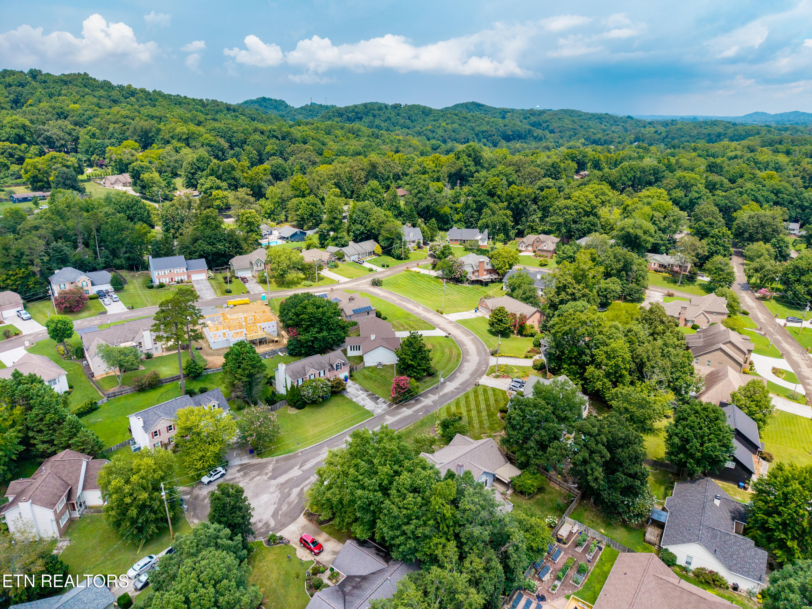 3216 Roanoke Circle Knoxville TN 37920