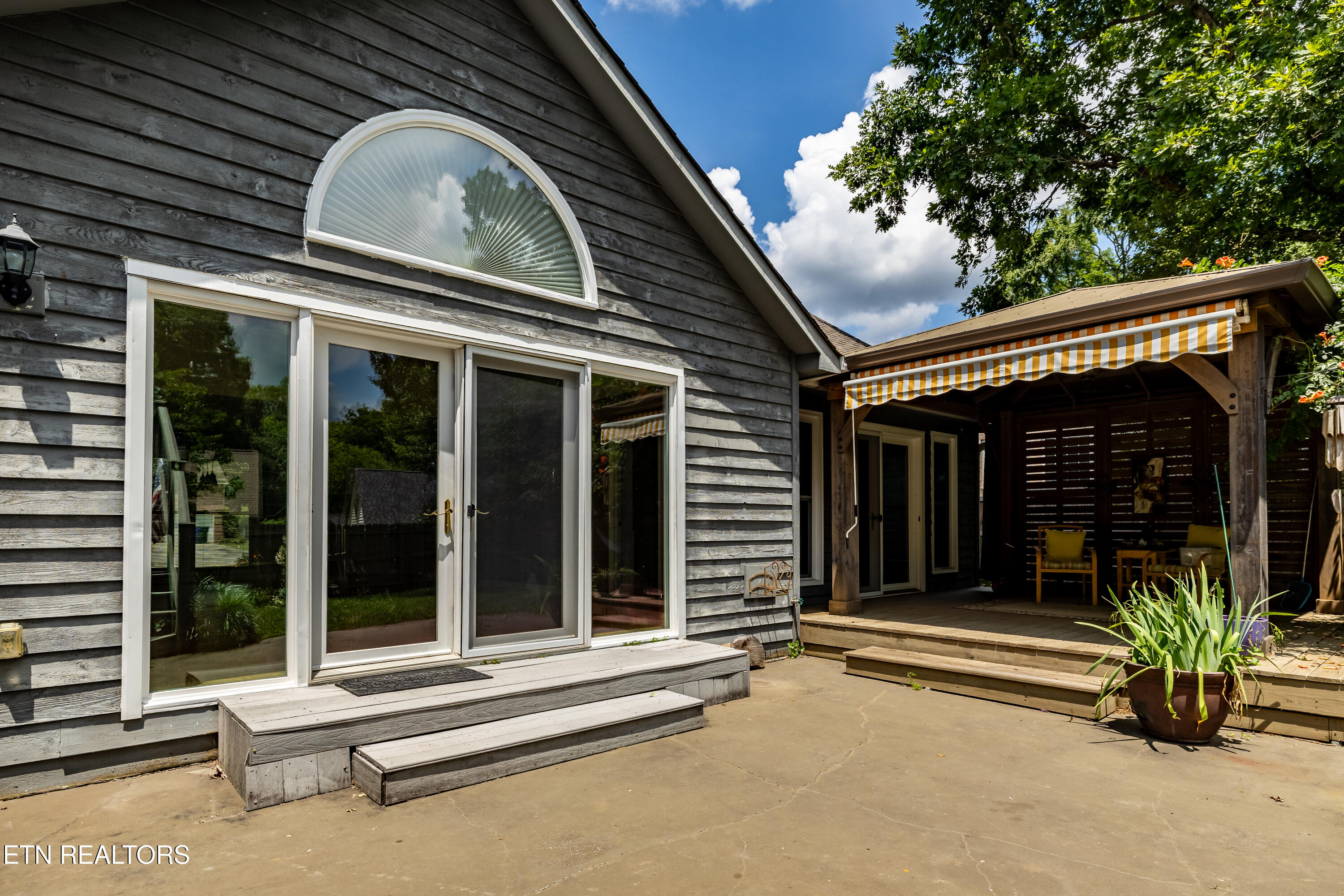 3216 Roanoke Circle Knoxville TN 37920