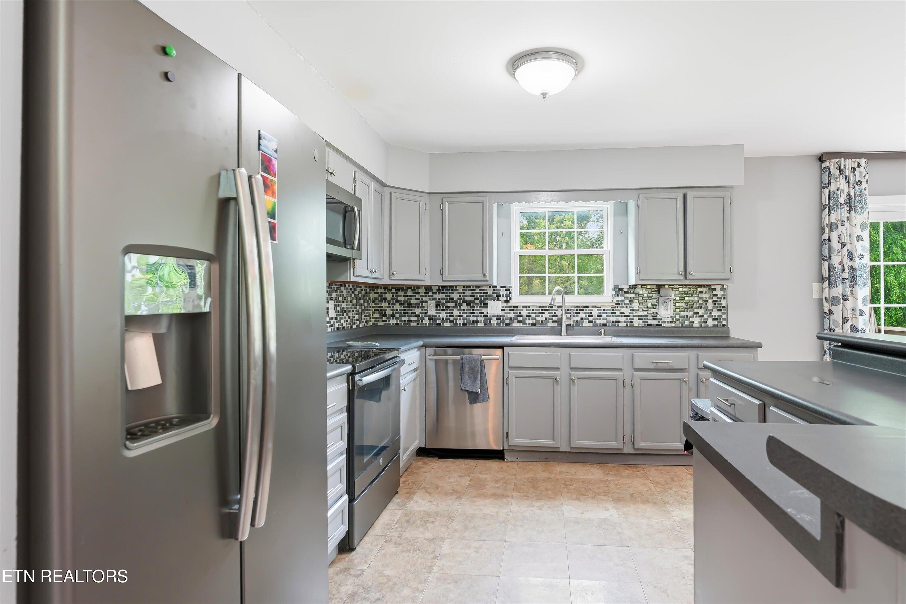 113 Tempura Drive Oak Ridge TN 37830